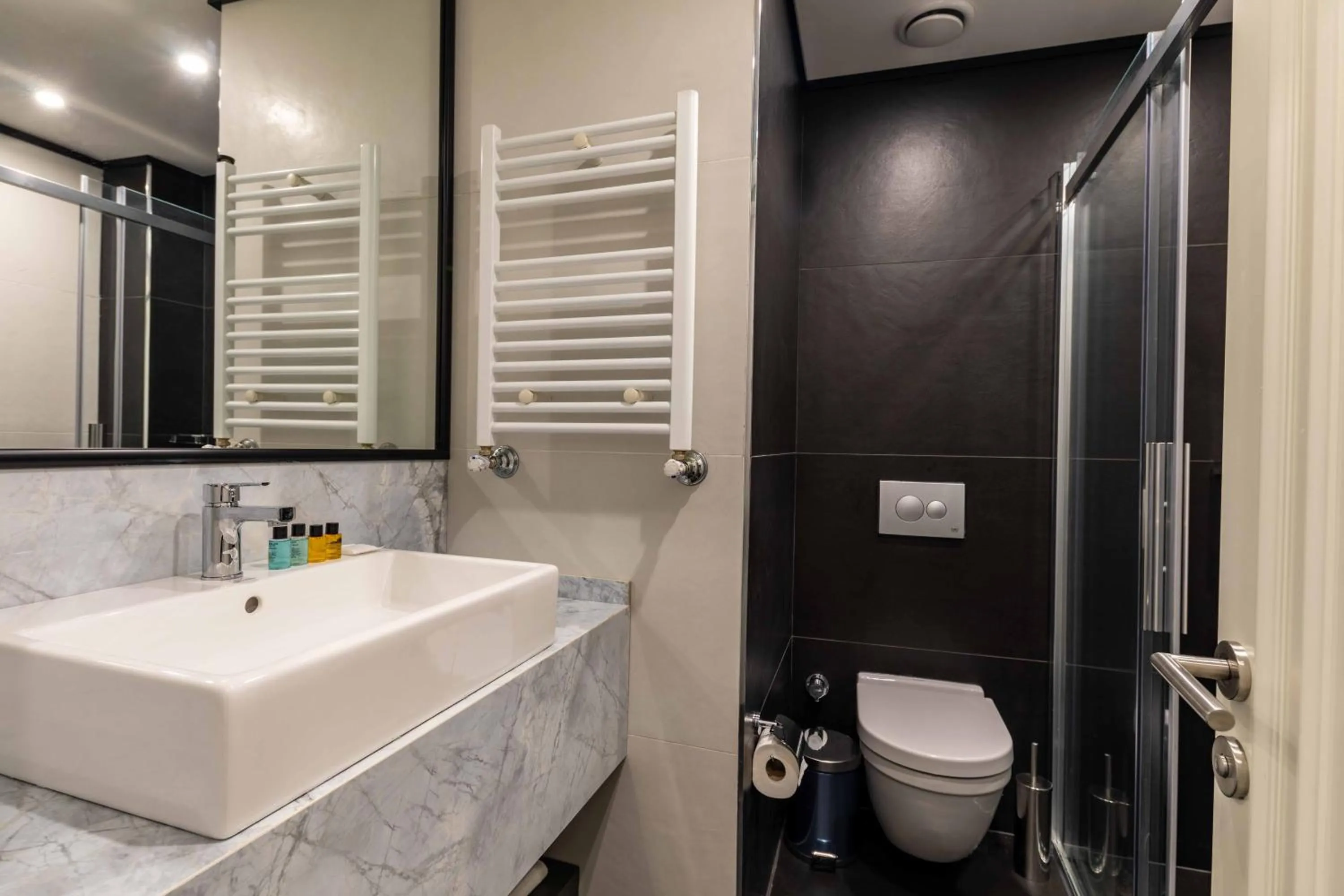 Bathroom in SALA SUITES