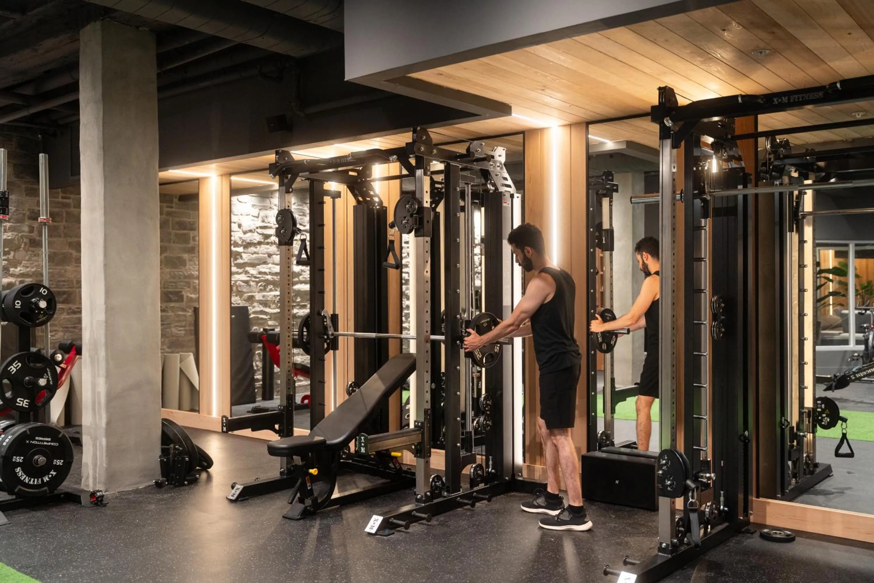Fitness centre/facilities in Hotel Manoir Victoria