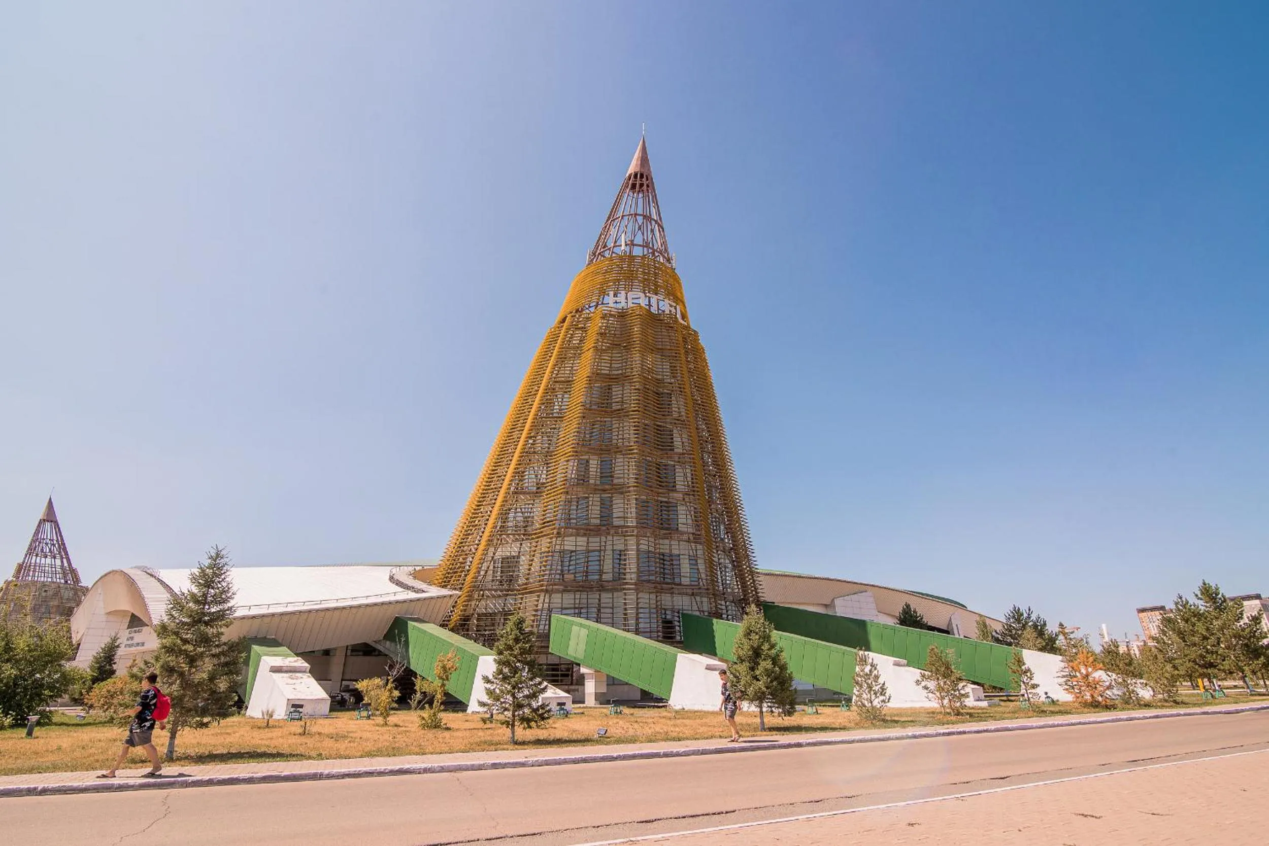 Alau Hotel