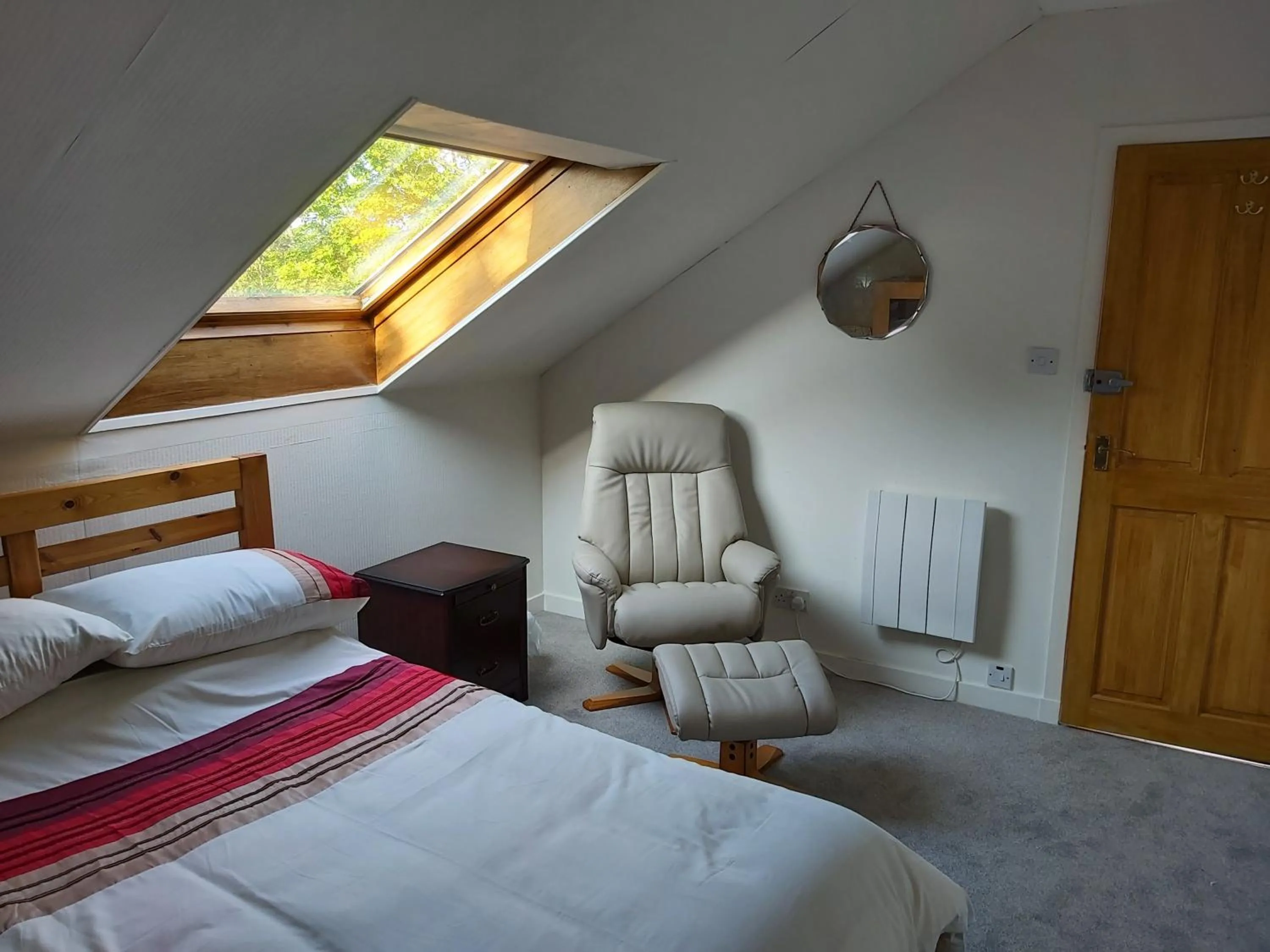 Bed in Kirkhouse