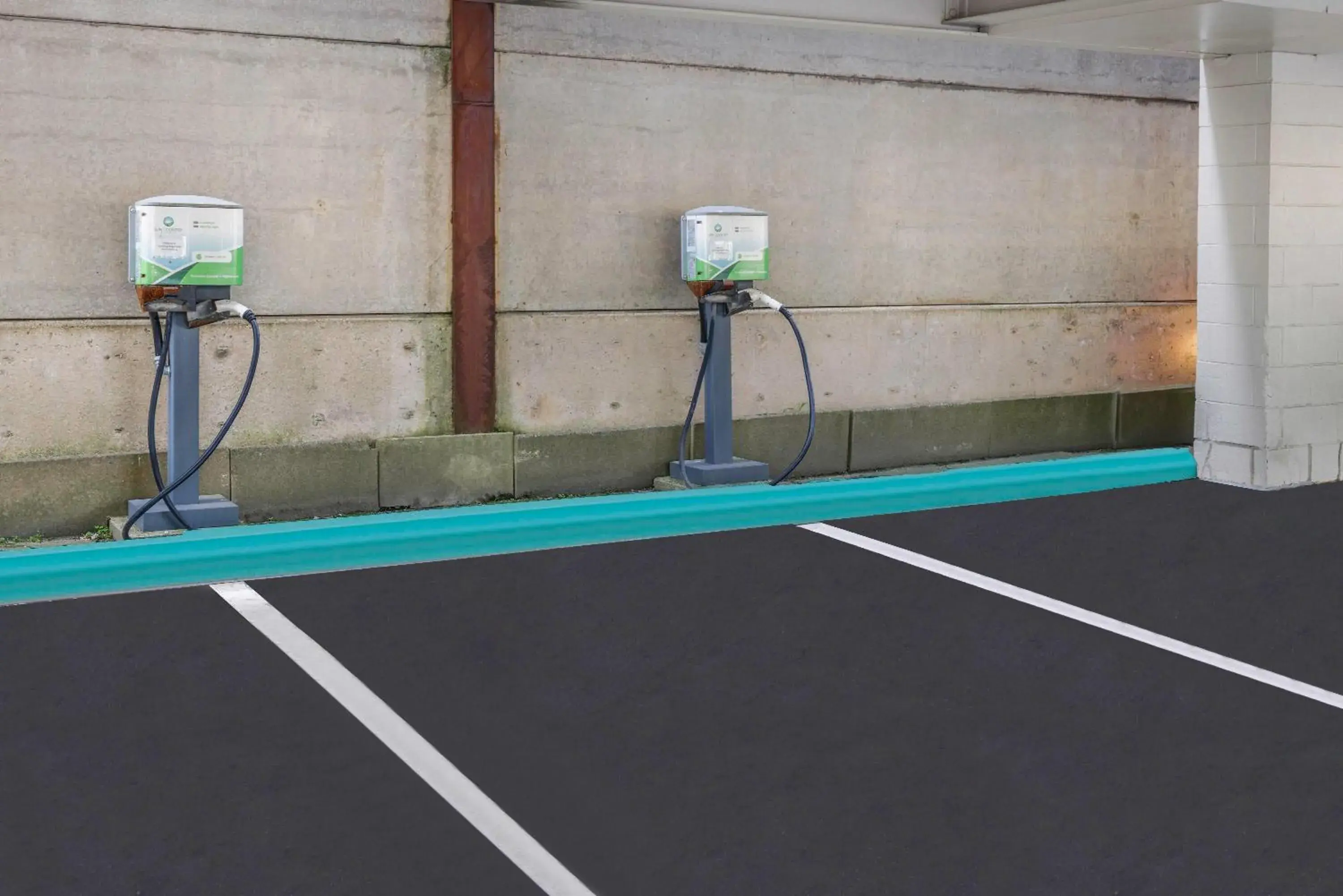 Property building in Travelodge by Wyndham Niagara Falls At the Falls Property building in Travelodge by Wyndham Niagara Falls At the Falls