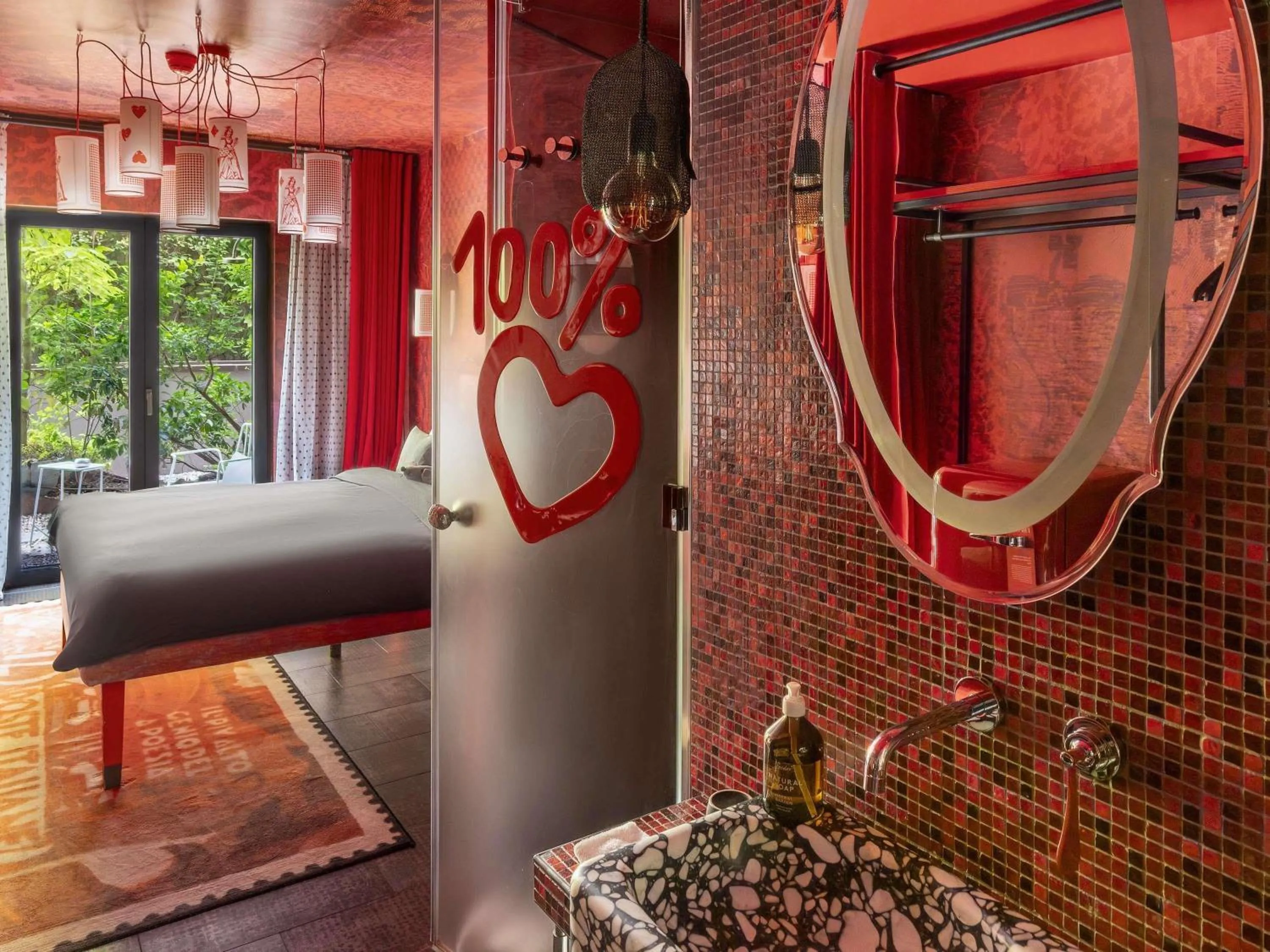 Bedroom, Bed in 25hours Hotel Florence Piazza San Paolino