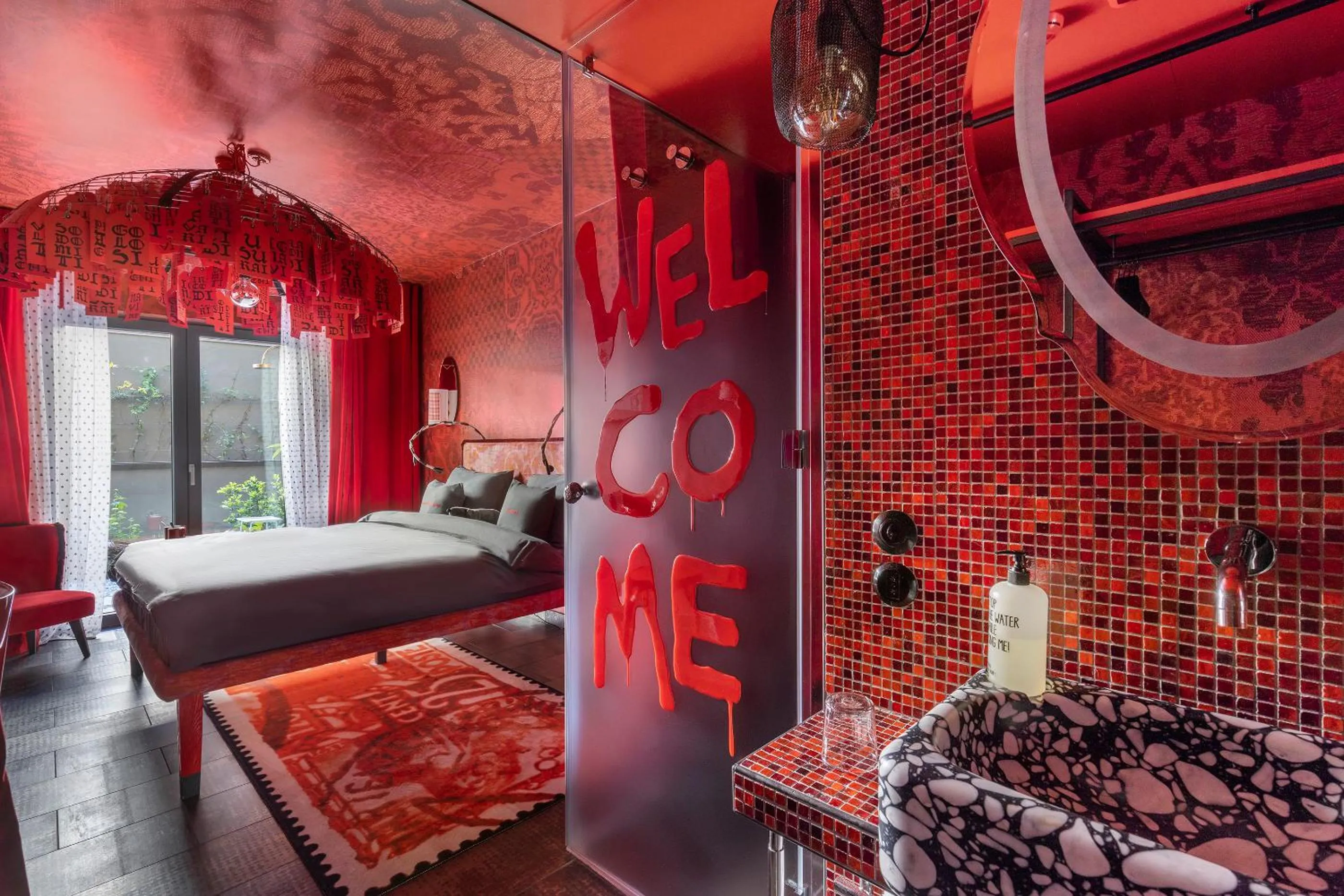 Bedroom, Bed in 25hours Hotel Florence Piazza San Paolino