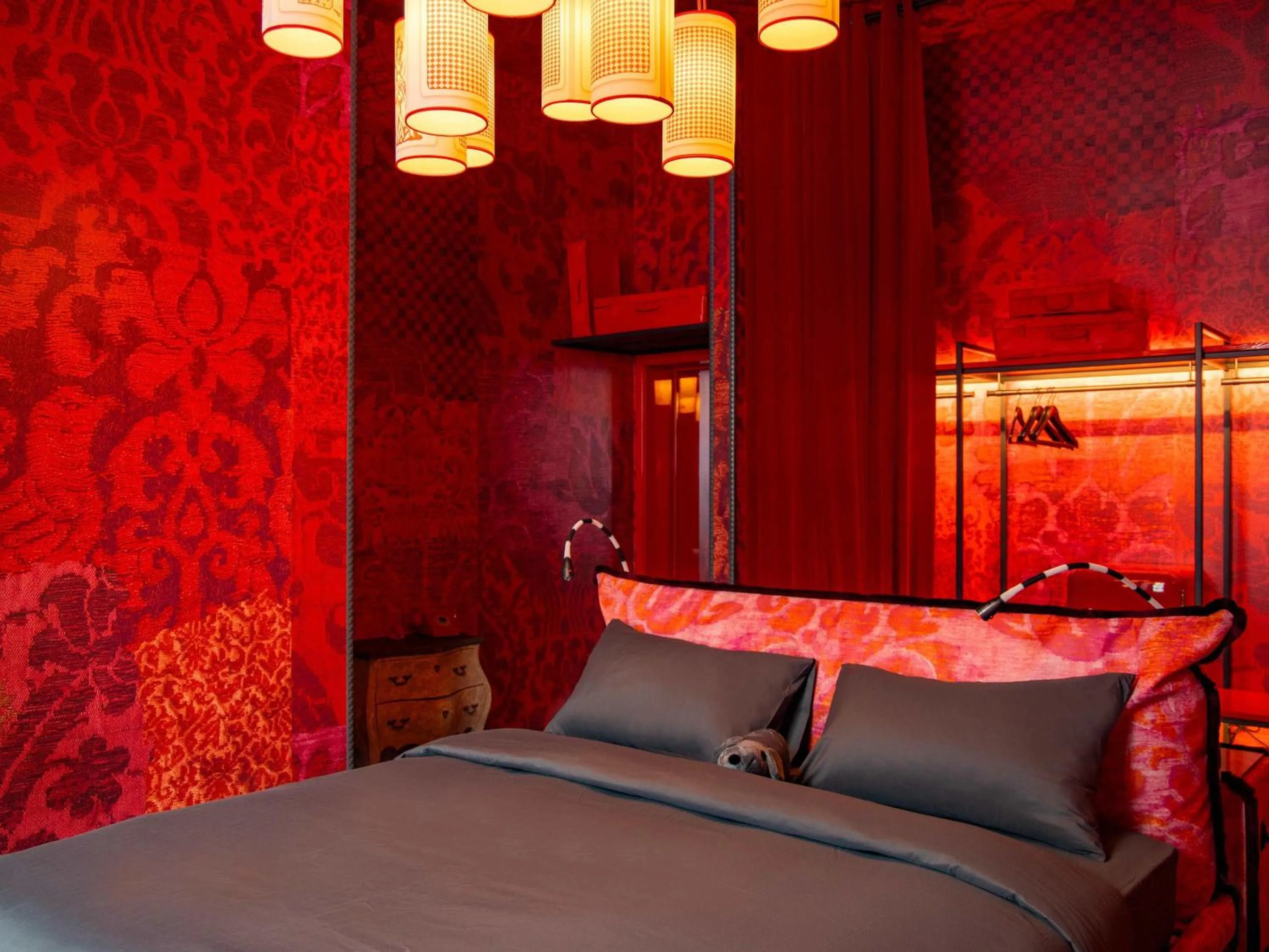 Bedroom, Bed in 25hours Hotel Florence Piazza San Paolino