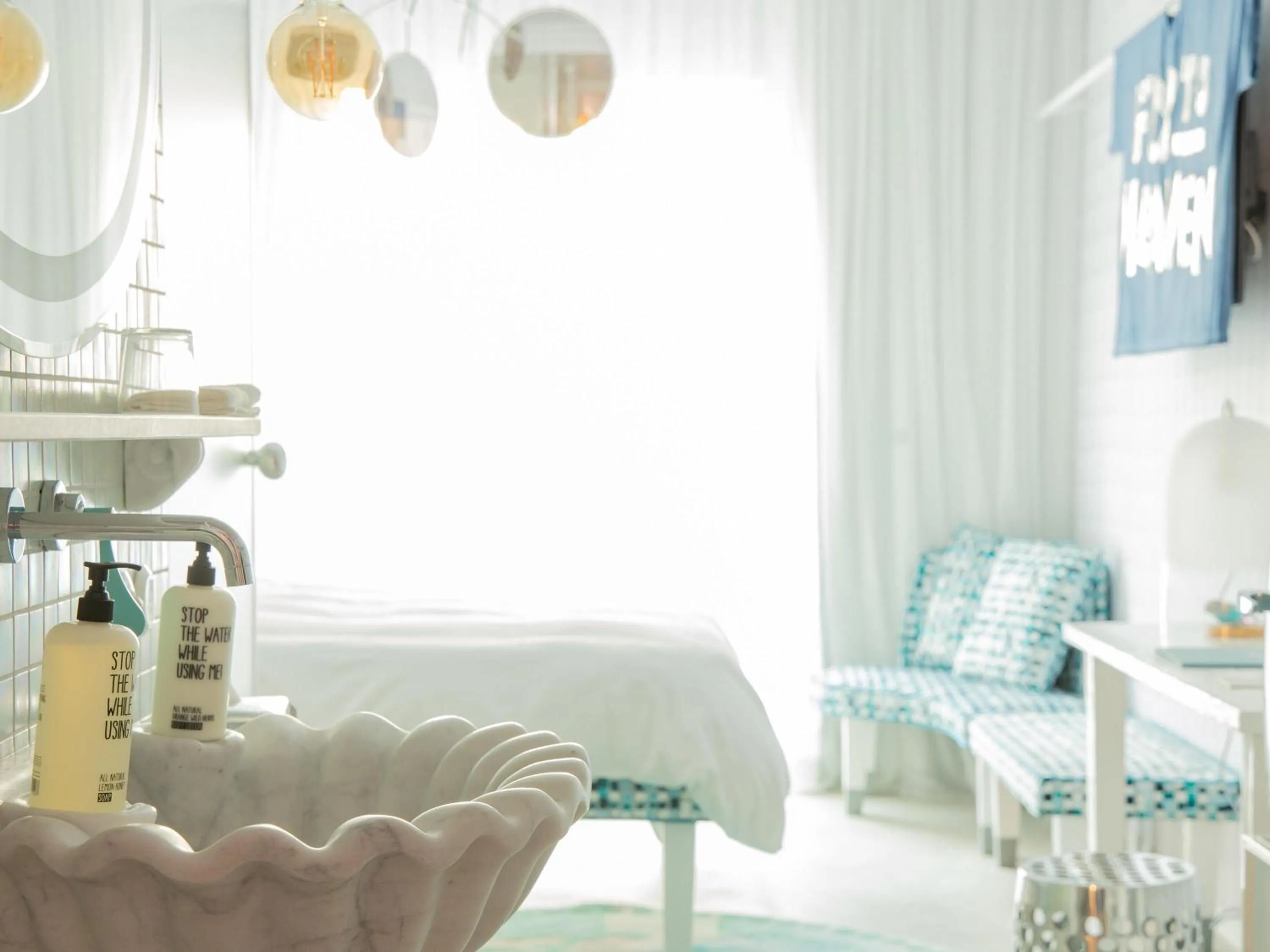 Bedroom in 25hours Hotel Florence Piazza San Paolino