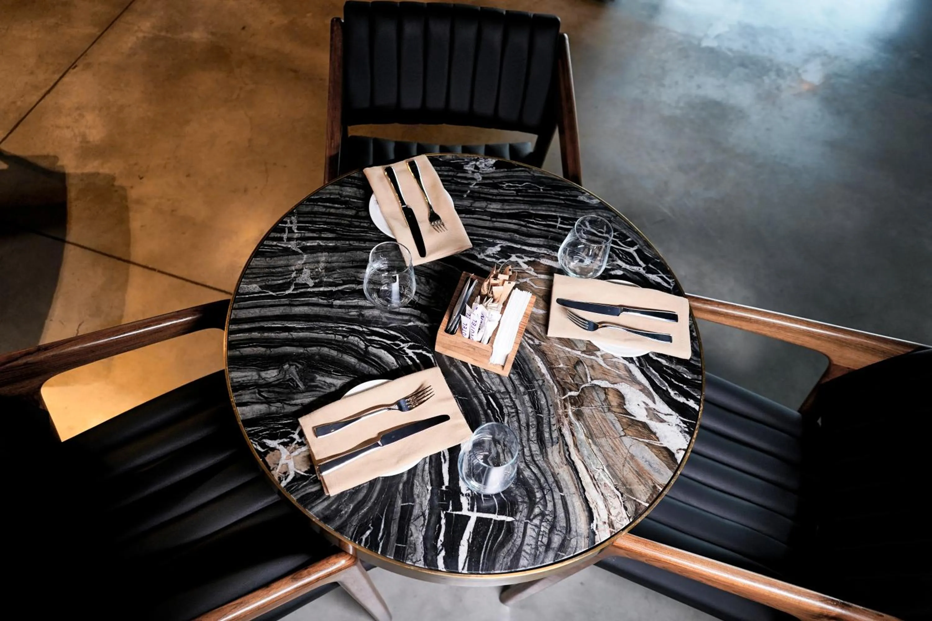 Restaurant/places to eat in Novotel Bishkek City Center