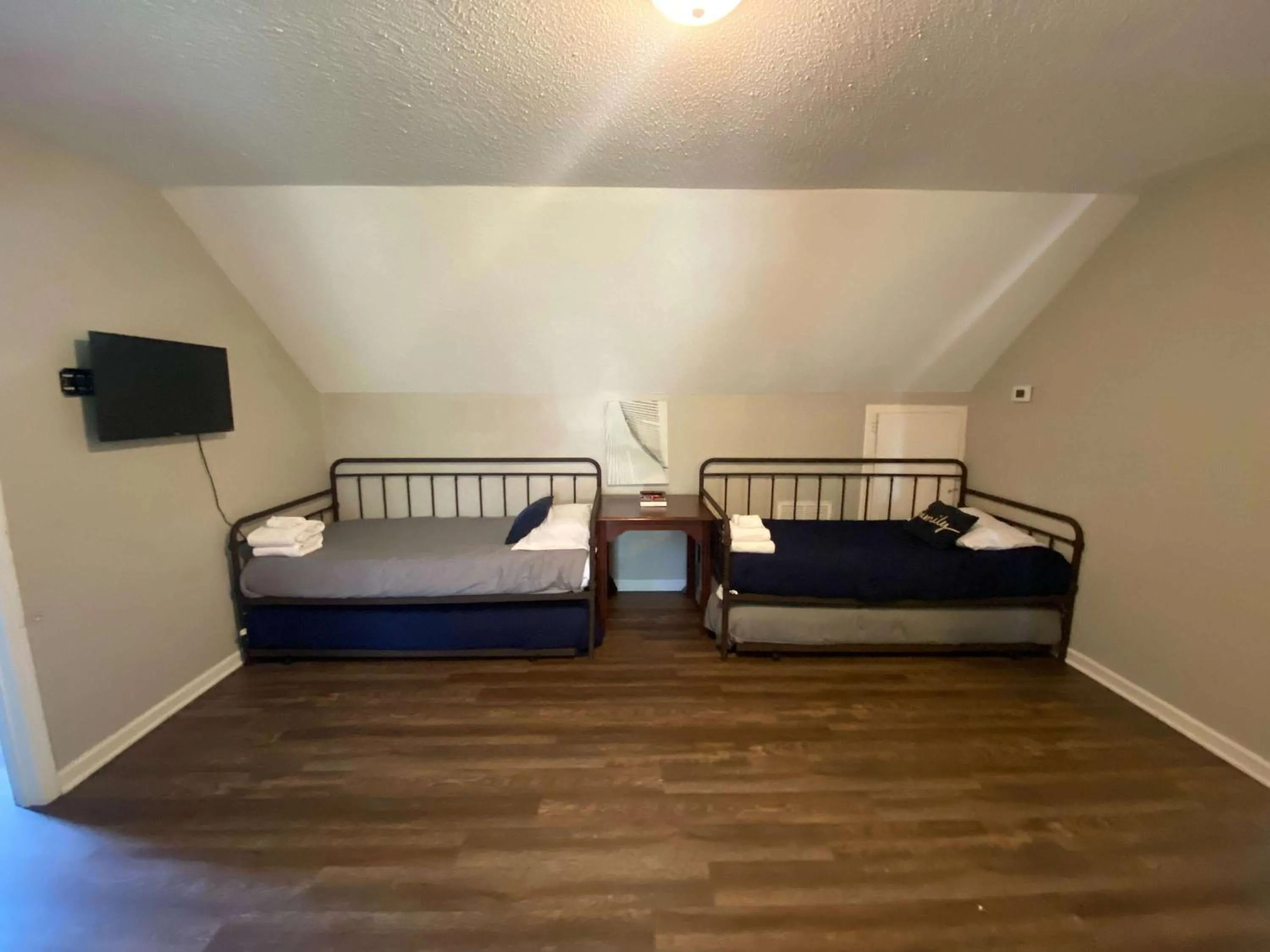 Bed in The Garnet Goliath Columbias Biggest BnB Yard