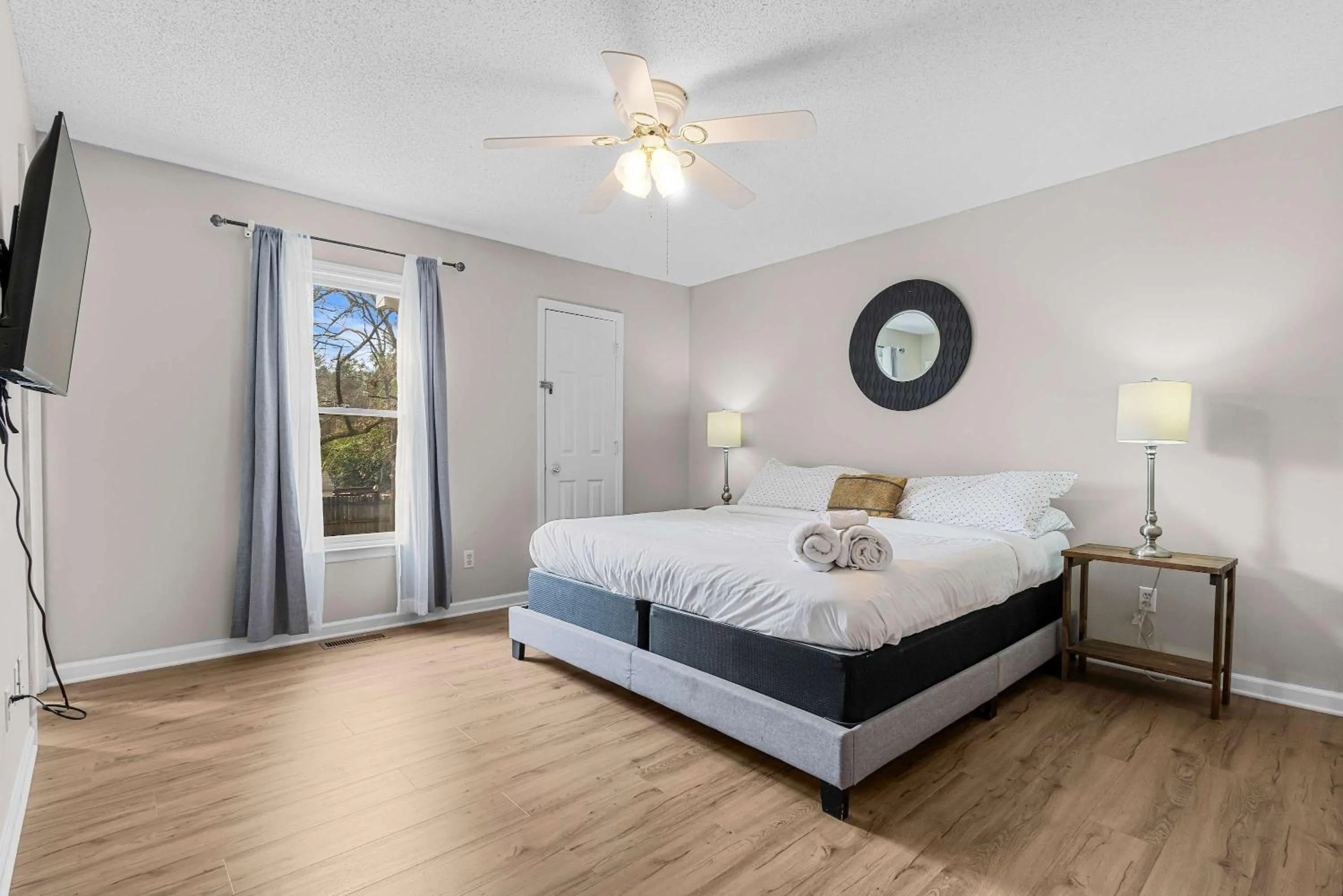 Bed in The Garnet Goliath Columbias Biggest BnB Yard