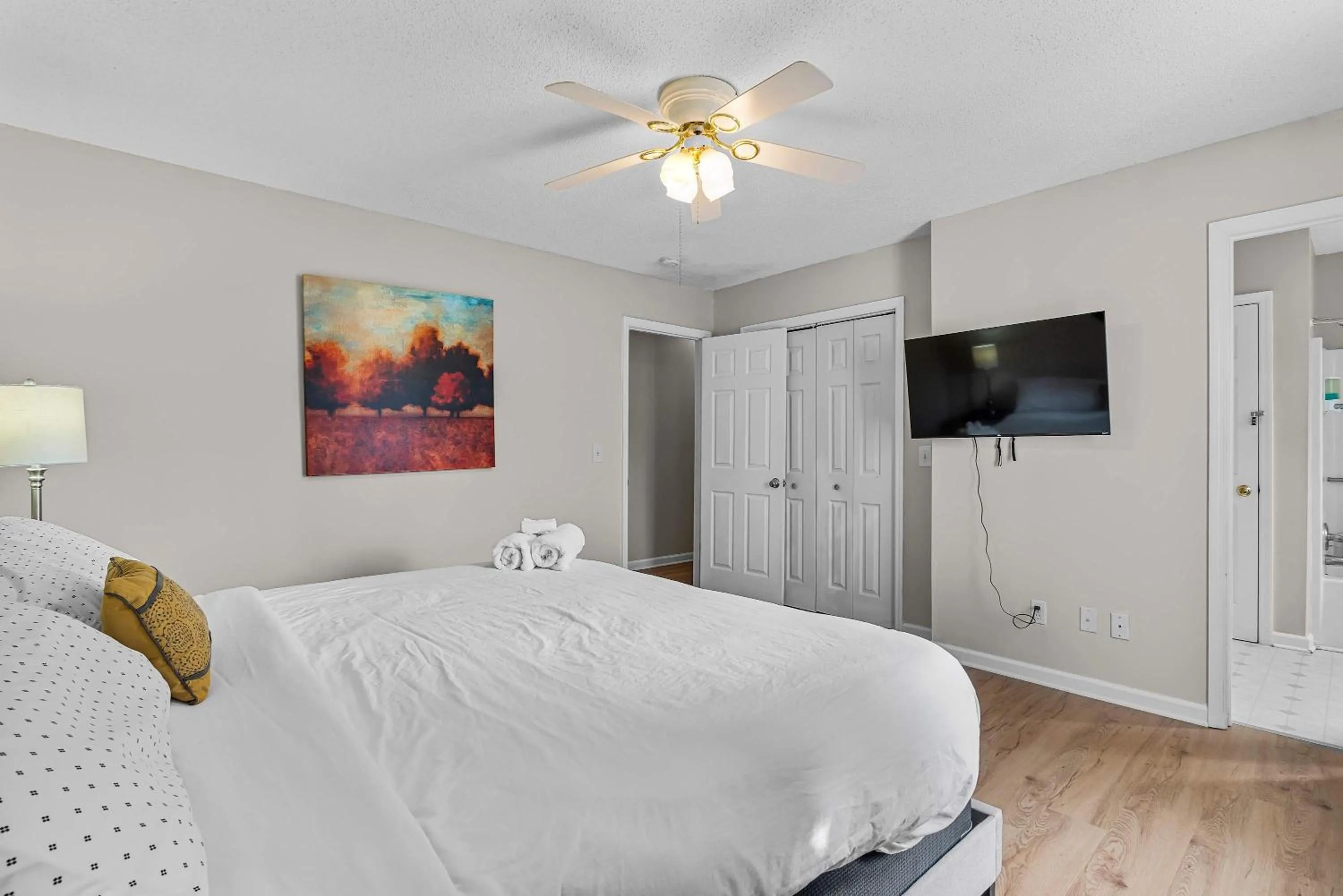 Bed in The Garnet Goliath Columbias Biggest BnB Yard