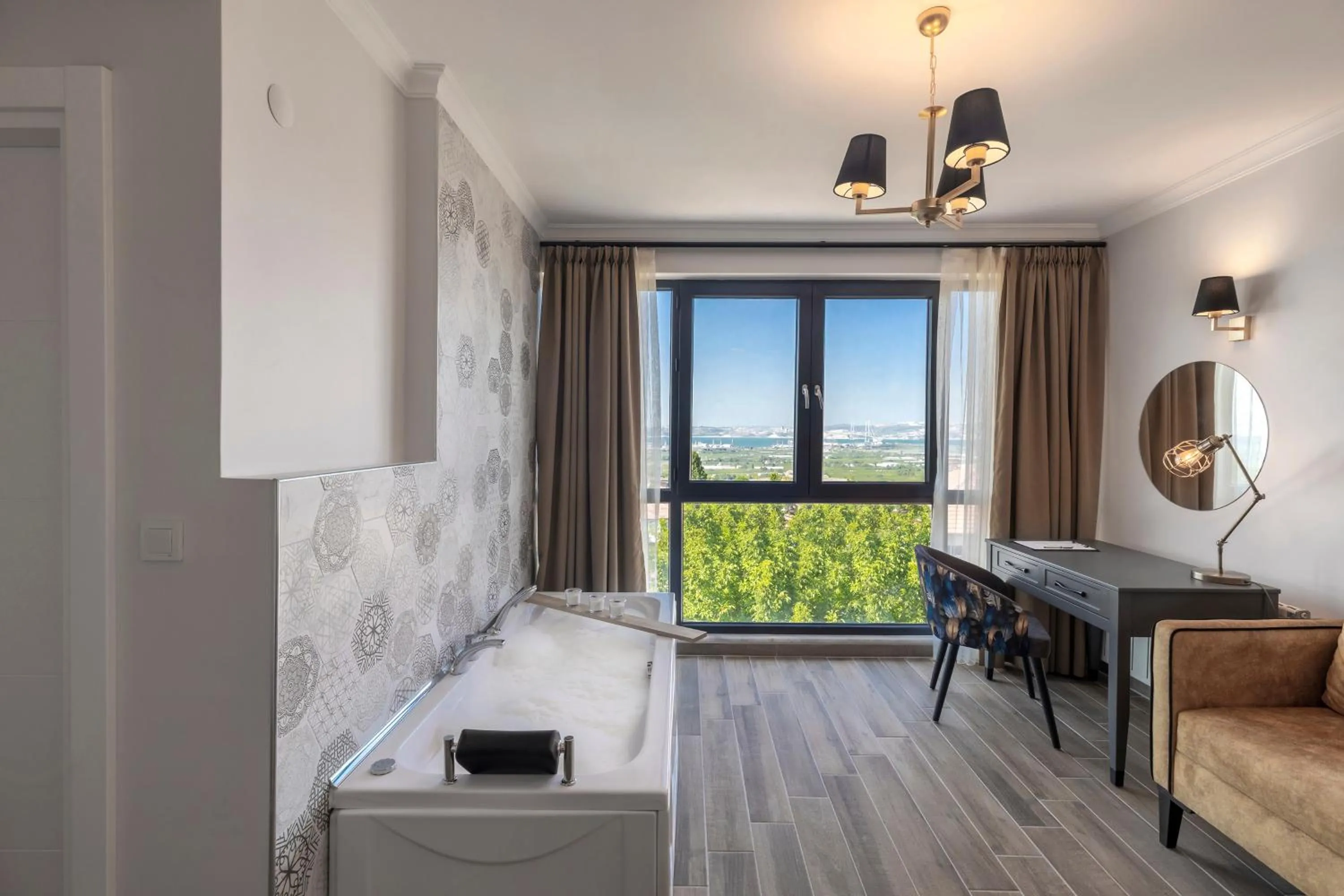 Sea view, Bed in LAGUN CASTLE HOTEL&SPA