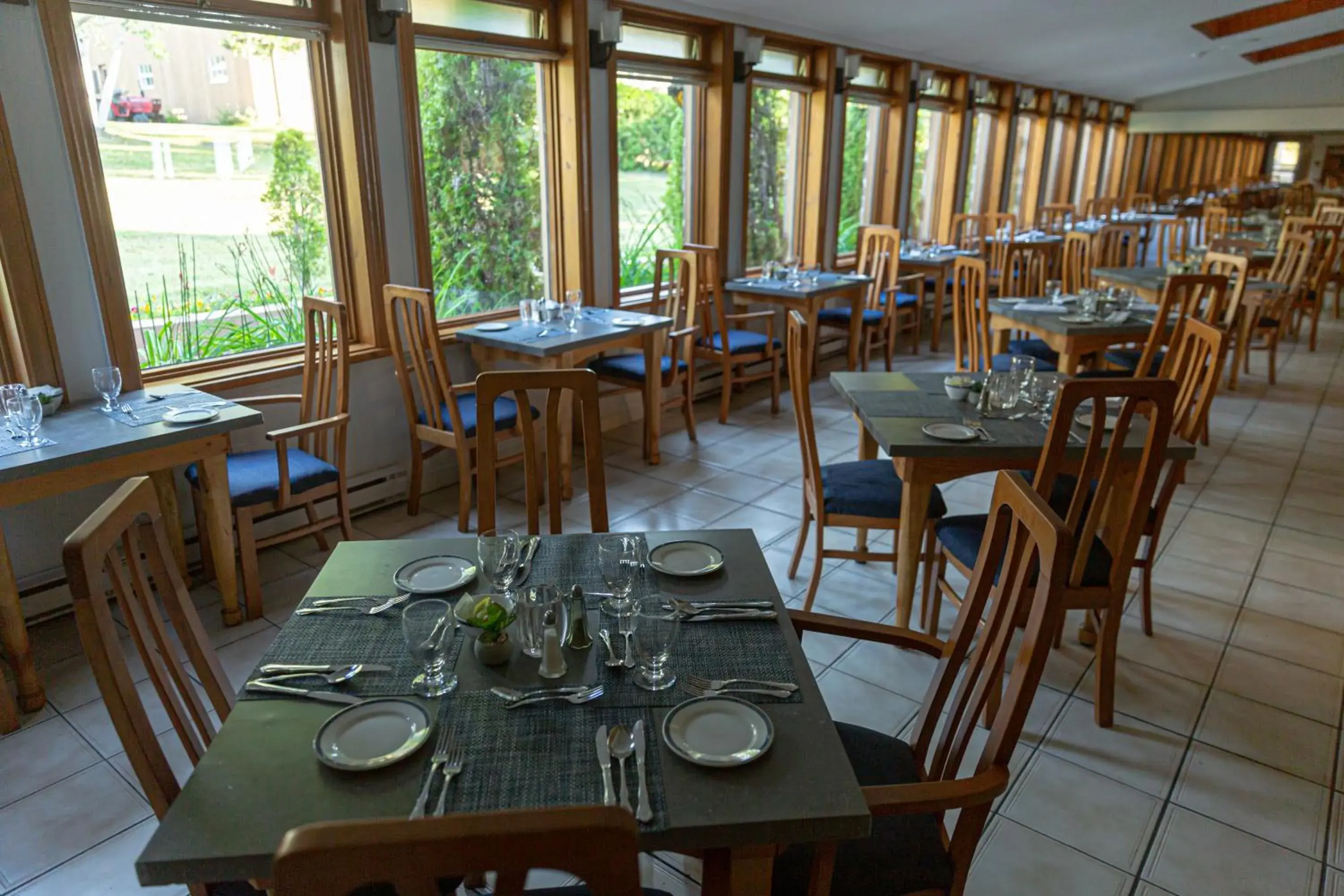 Restaurant/places to eat in Hotel Cap-aux-Pierres Restaurant/places to eat in Hotel Cap-aux-Pierres