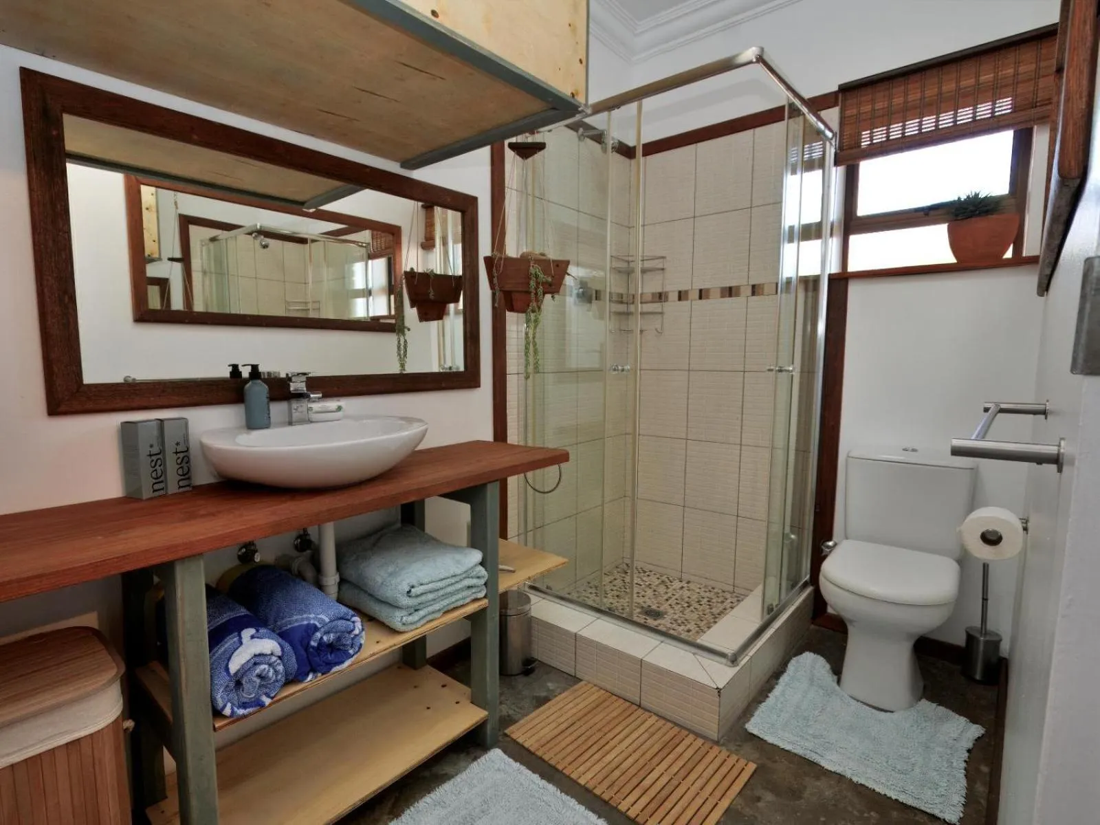 Bathroom in Beachwood Inn Melkbosstrand