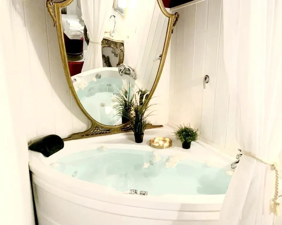 Bathroom in B&b Morosoli Palace