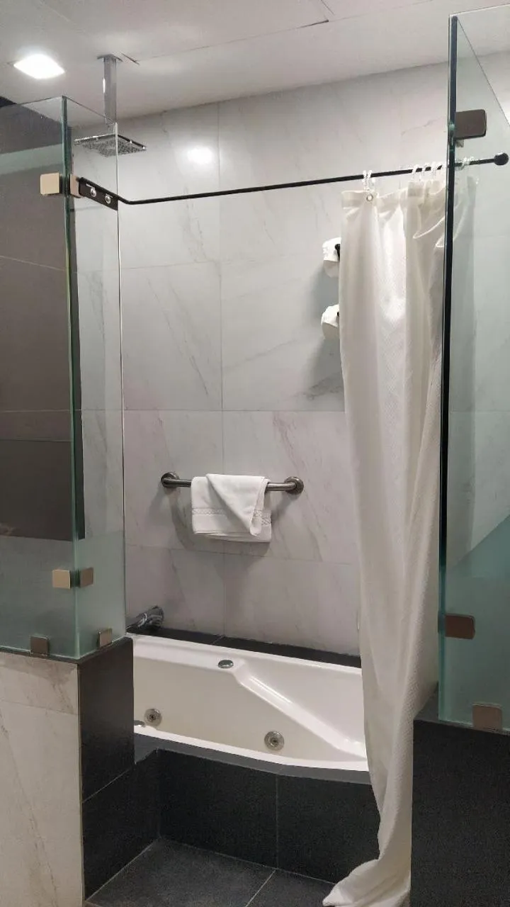 Bathroom in Posada de Maria Hotel Boutique & Spa