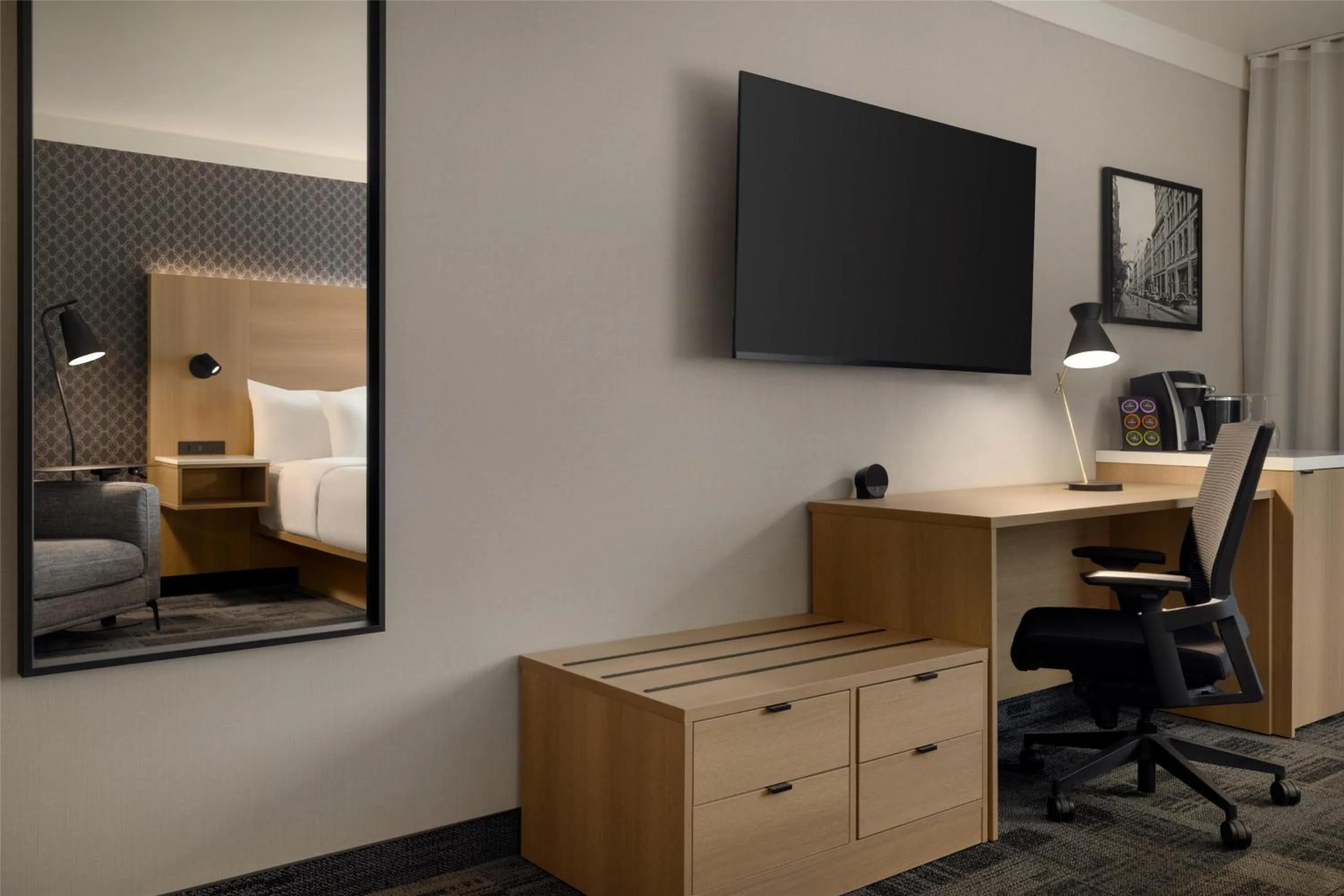 Bedroom in Best Western Plus City Centre Centre-Ville