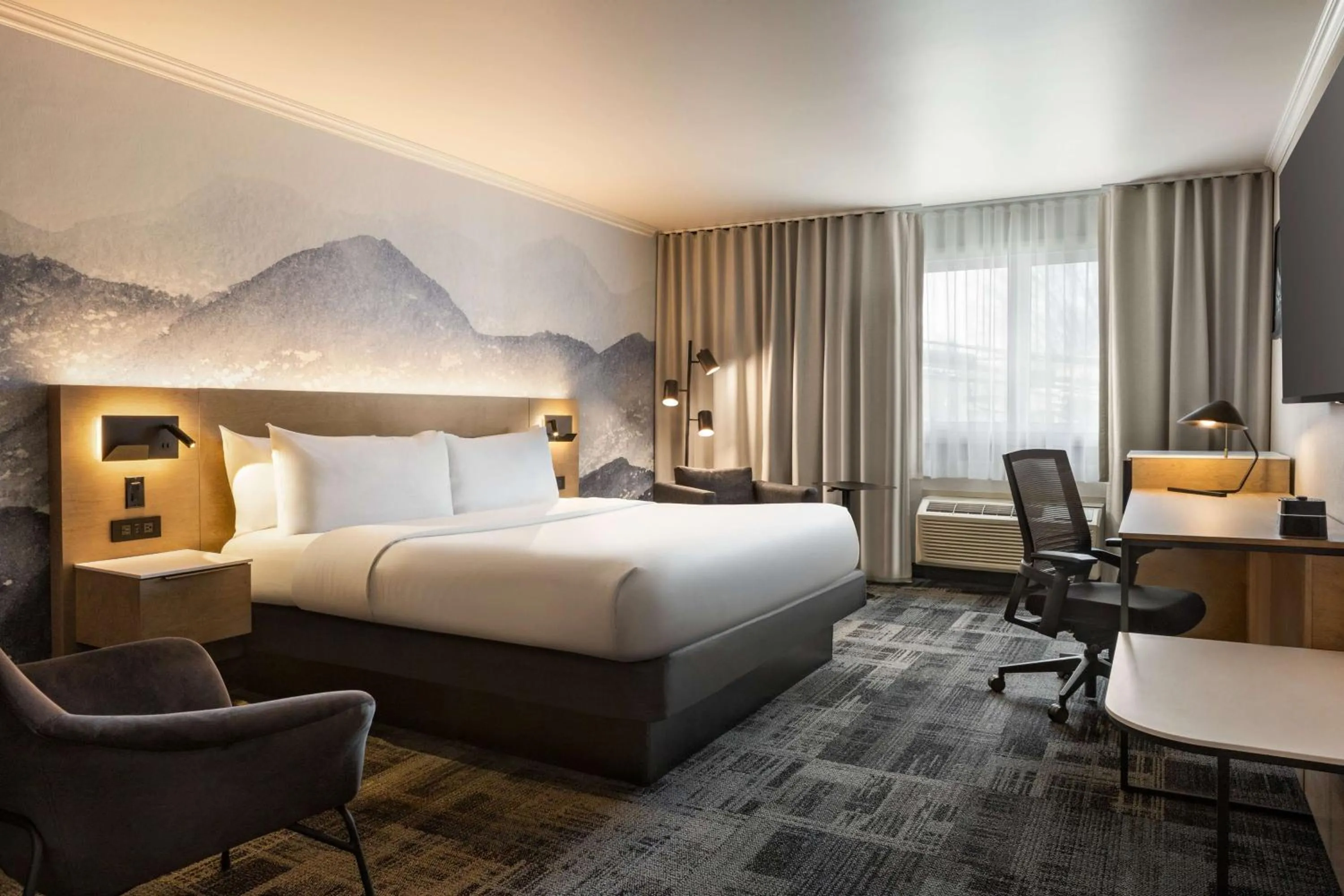 Bedroom, Bed in Best Western Plus City Centre Centre-Ville