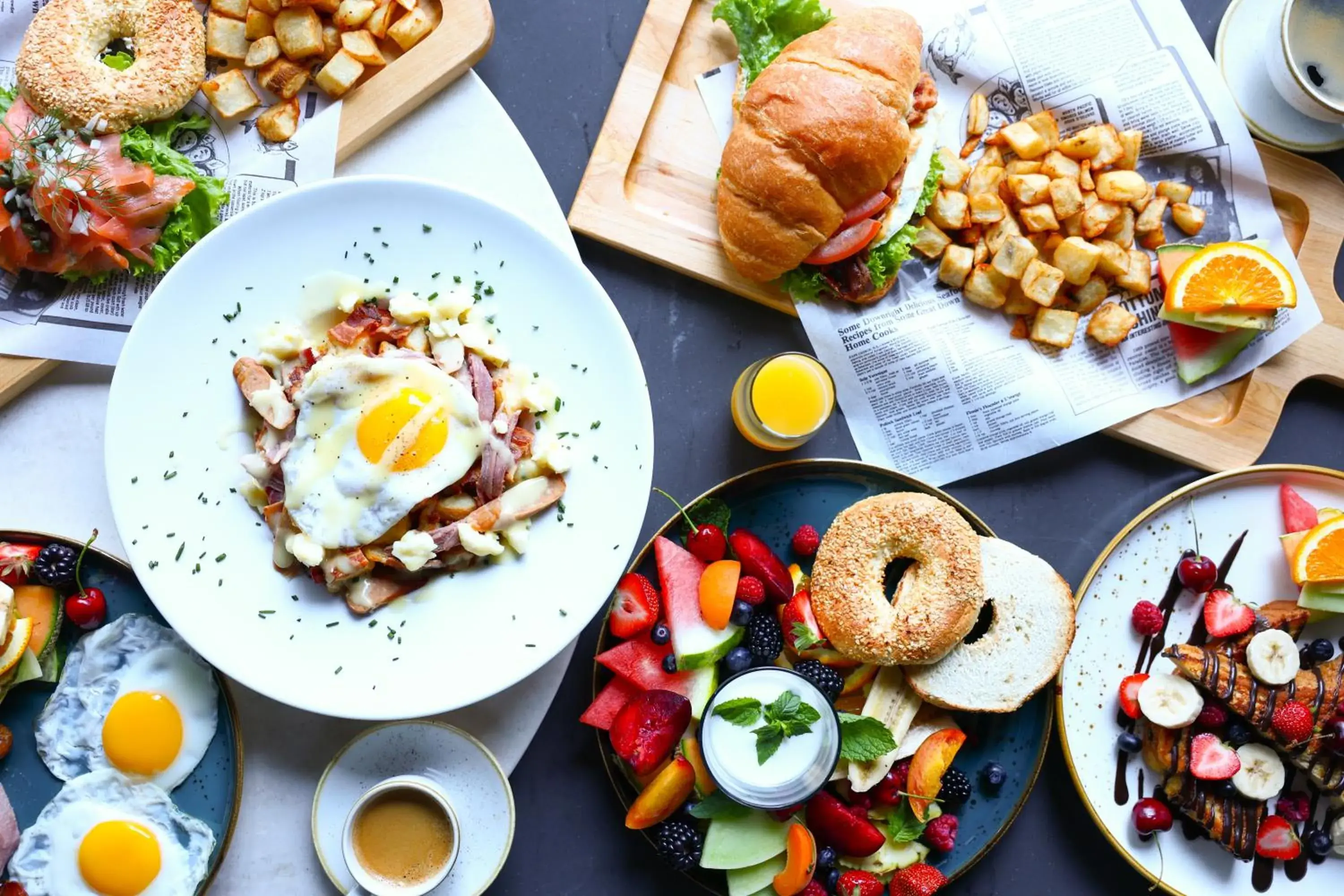 Breakfast in Best Western Plus City Centre Centre-Ville Breakfast in Best Western Plus City Centre Centre-Ville