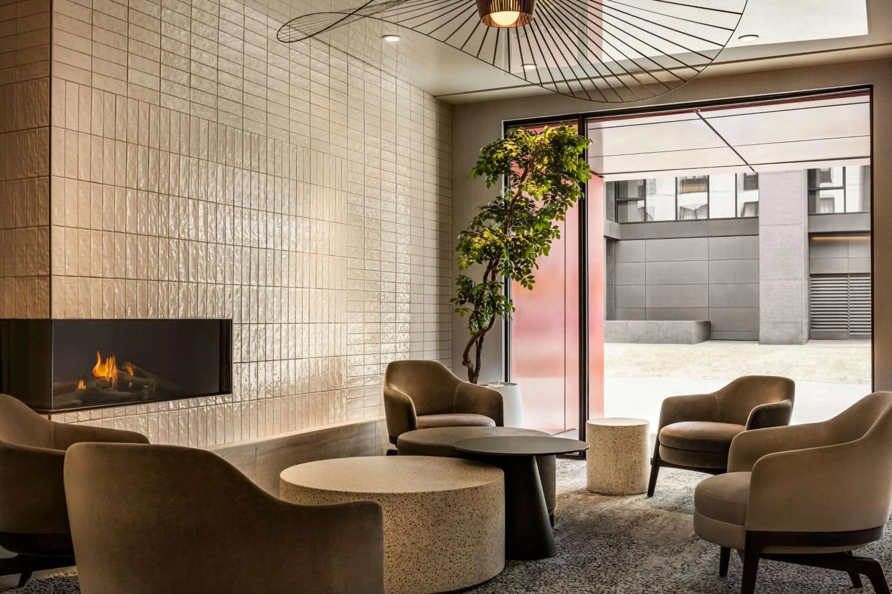 Lobby or reception in Best Western Plus City Centre Centre-Ville