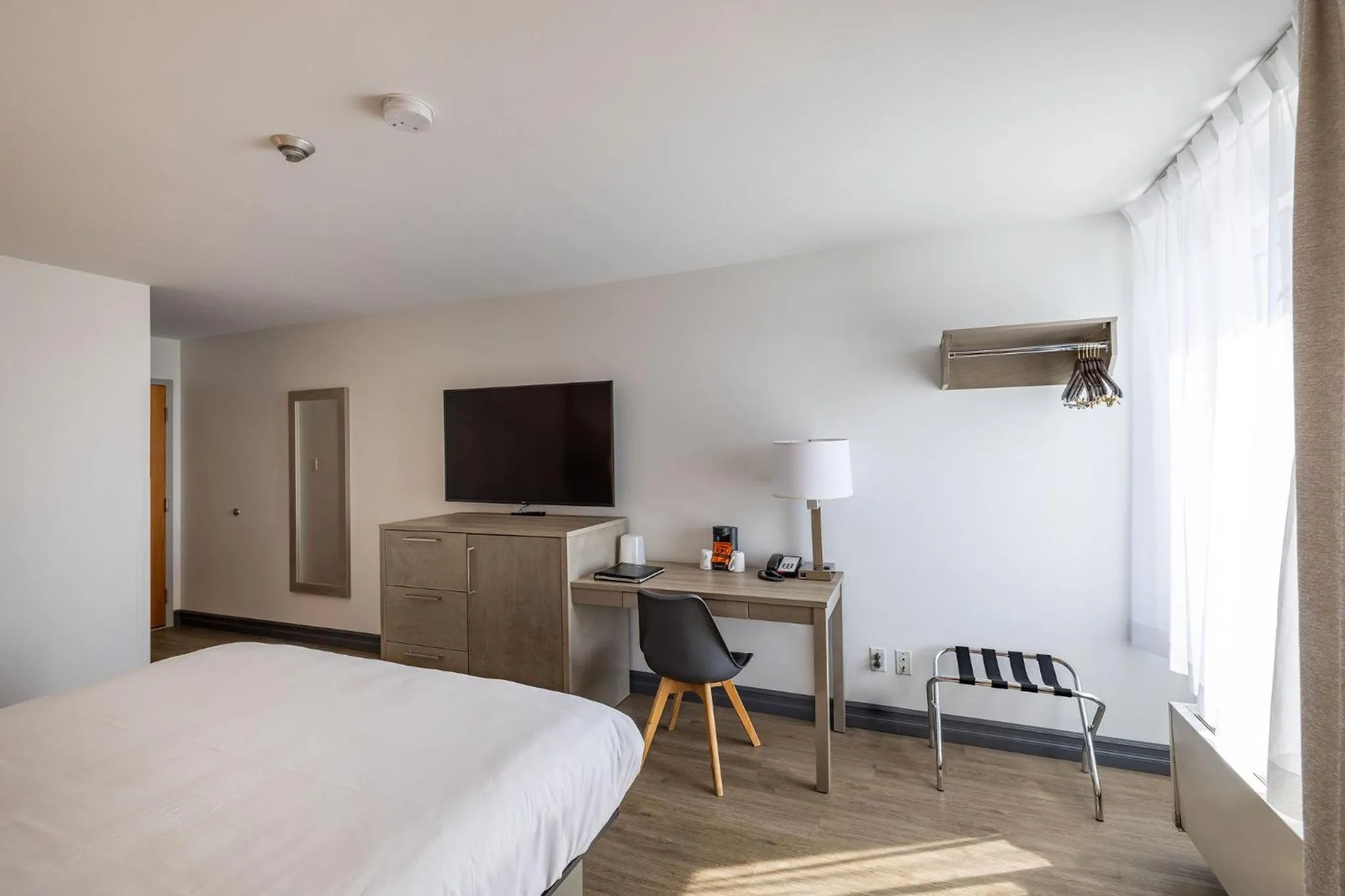 Bed in Repotel Aéroport Québec