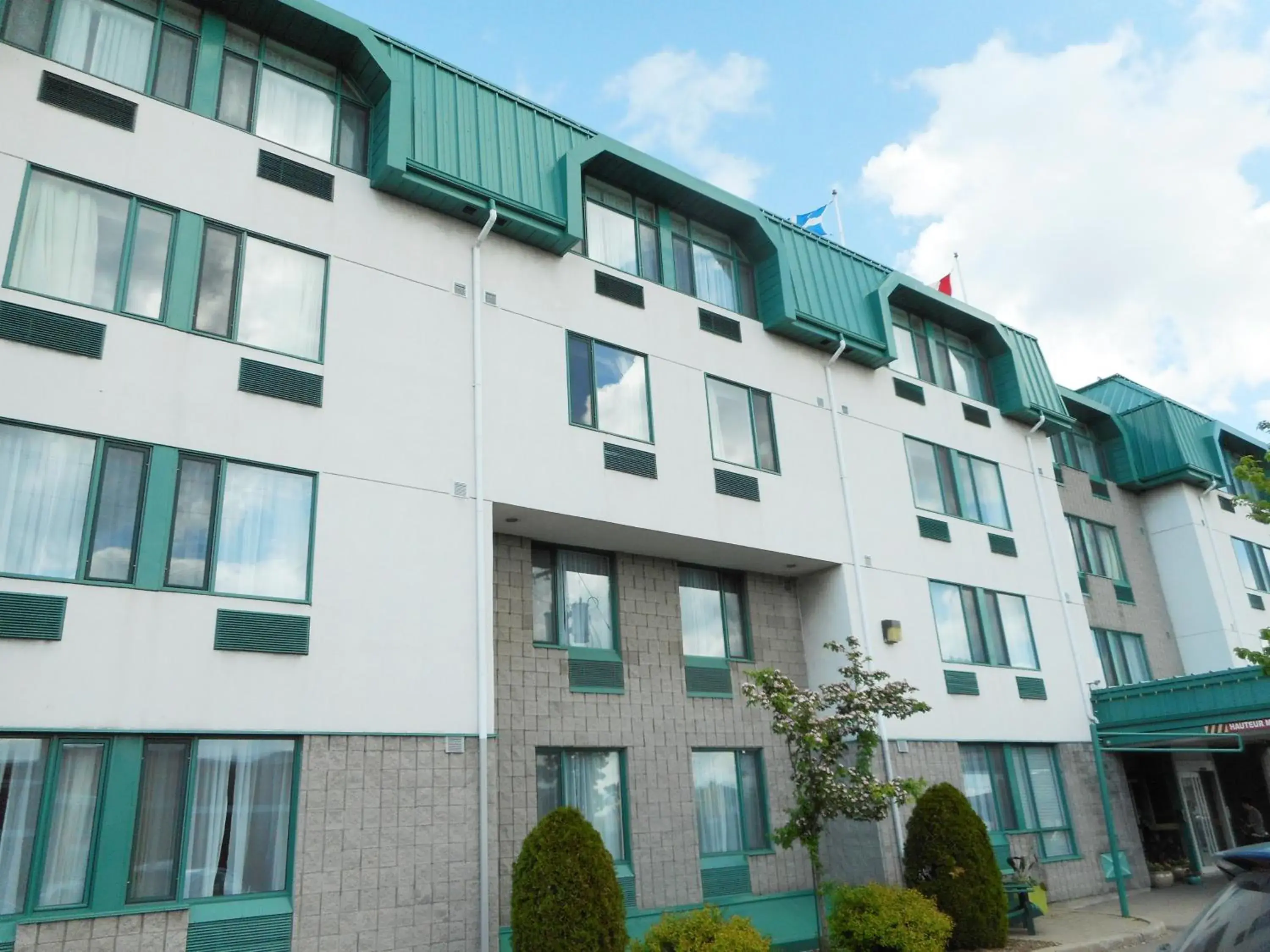 Facade/entrance in Repotel Aéroport Québec Facade/entrance in Repotel Aéroport Québec