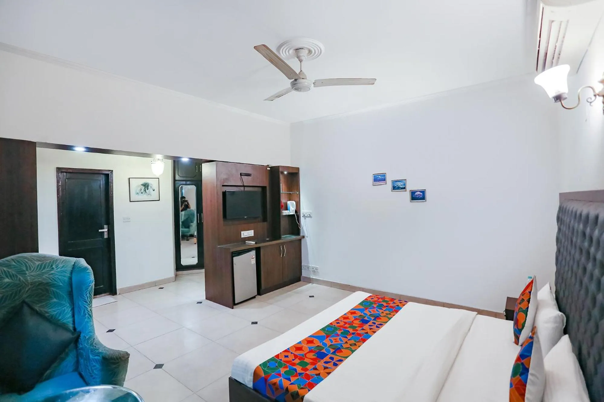 Bed in FabExpress Lloyd House