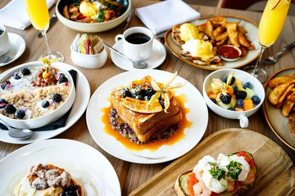 Restaurant/places to eat in Hotel Grand Pacific Restaurant/places to eat in Hotel Grand Pacific