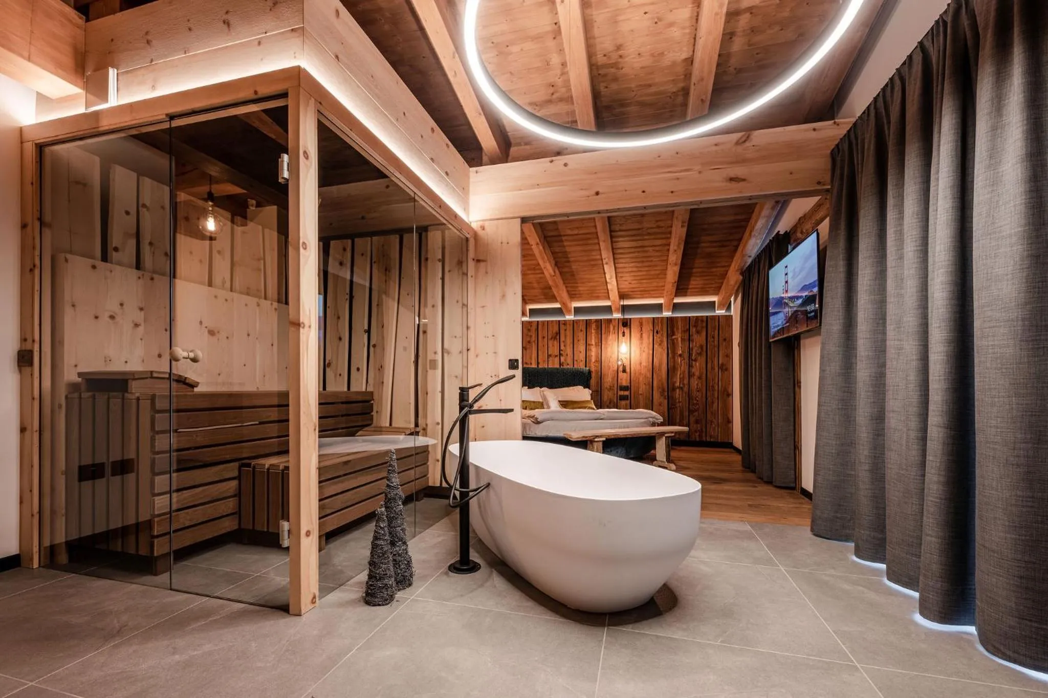 Bed in Nidaris - Luxury Private Spa Suites