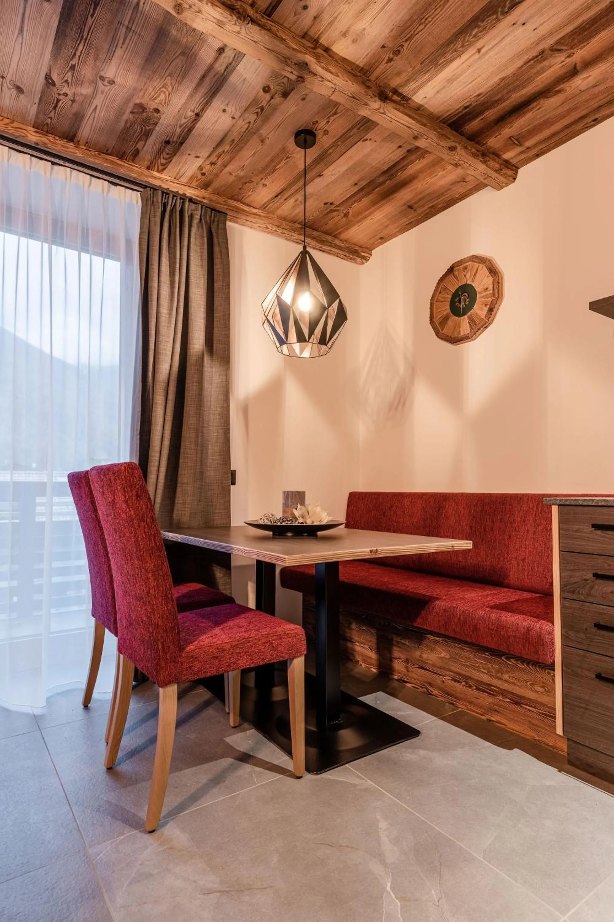 Living room in Nidaris - Luxury Private Spa Suites