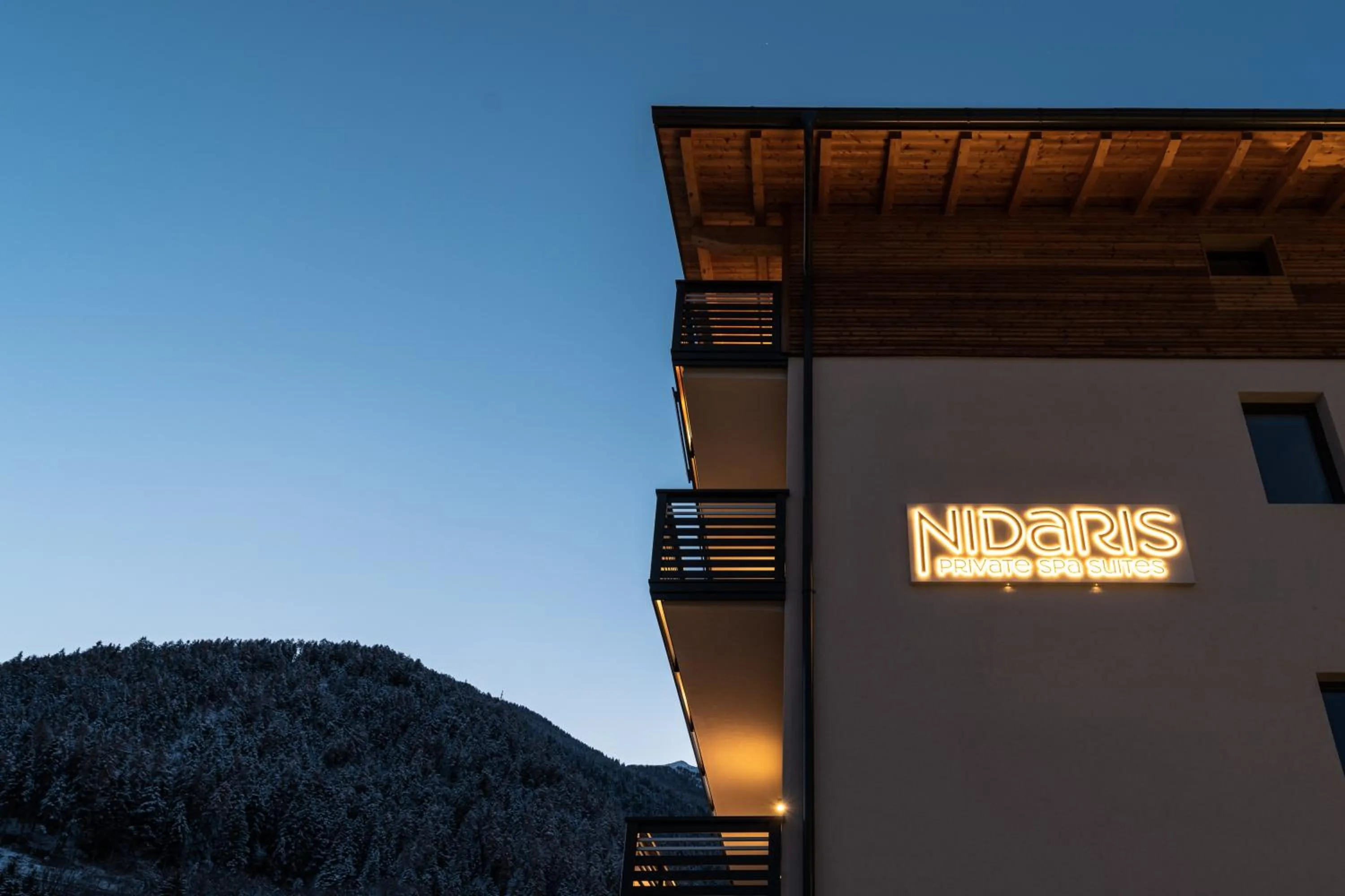 Property building in Nidaris - Luxury Private Spa Suites
