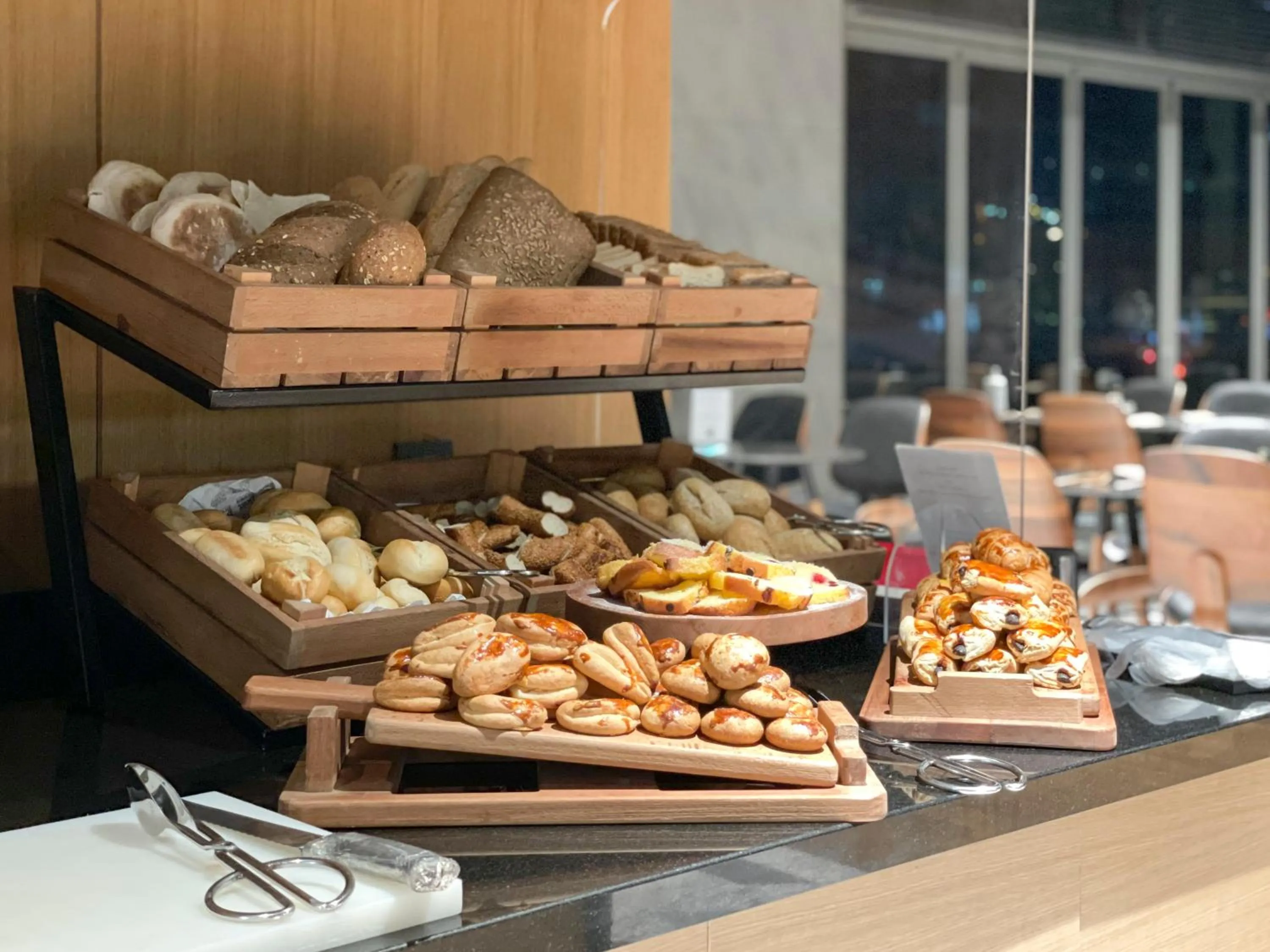 Restaurant/places to eat in Four Points by Sheraton Istanbul Kagithane