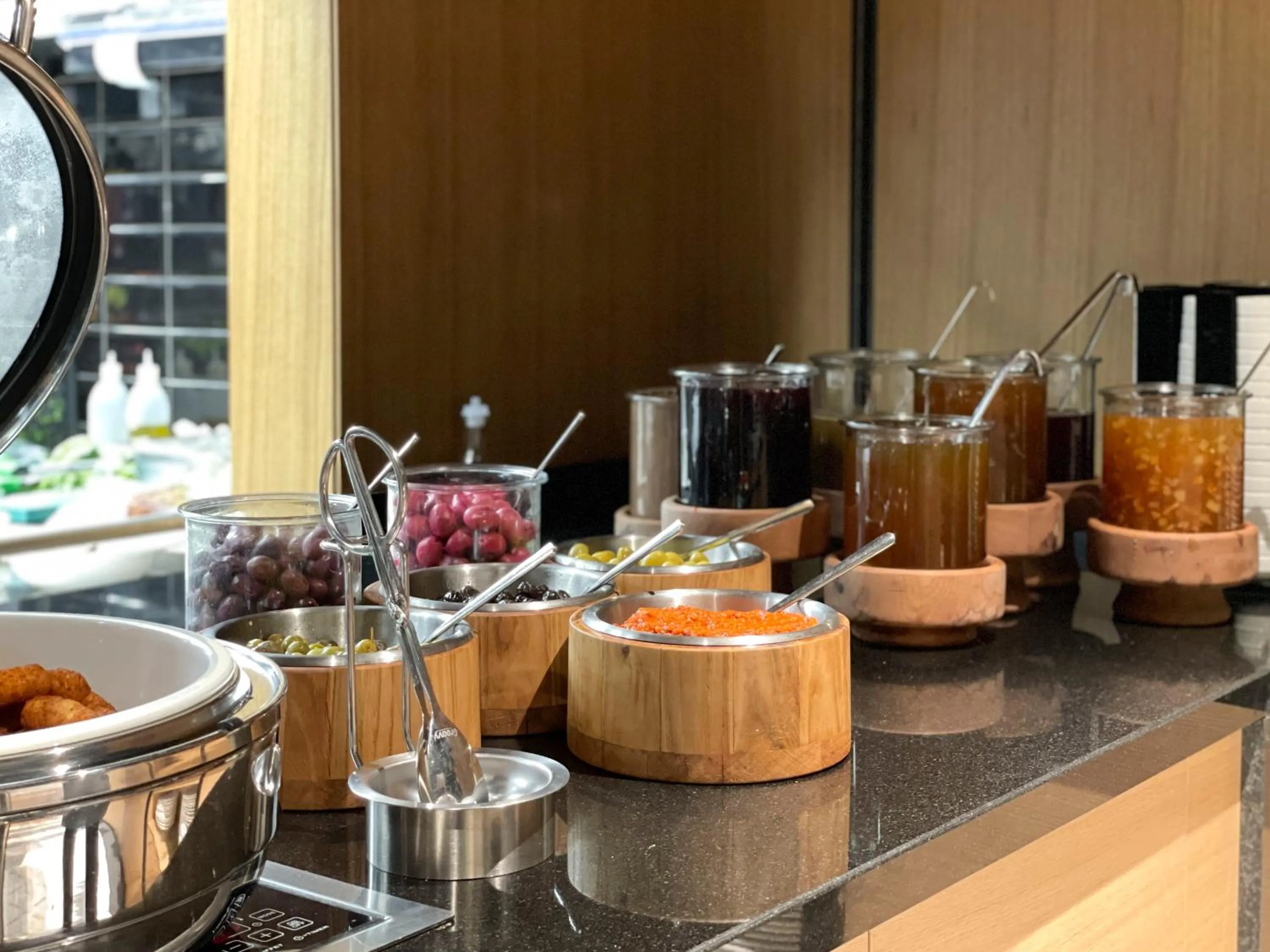 Restaurant/places to eat in Four Points by Sheraton Istanbul Kagithane