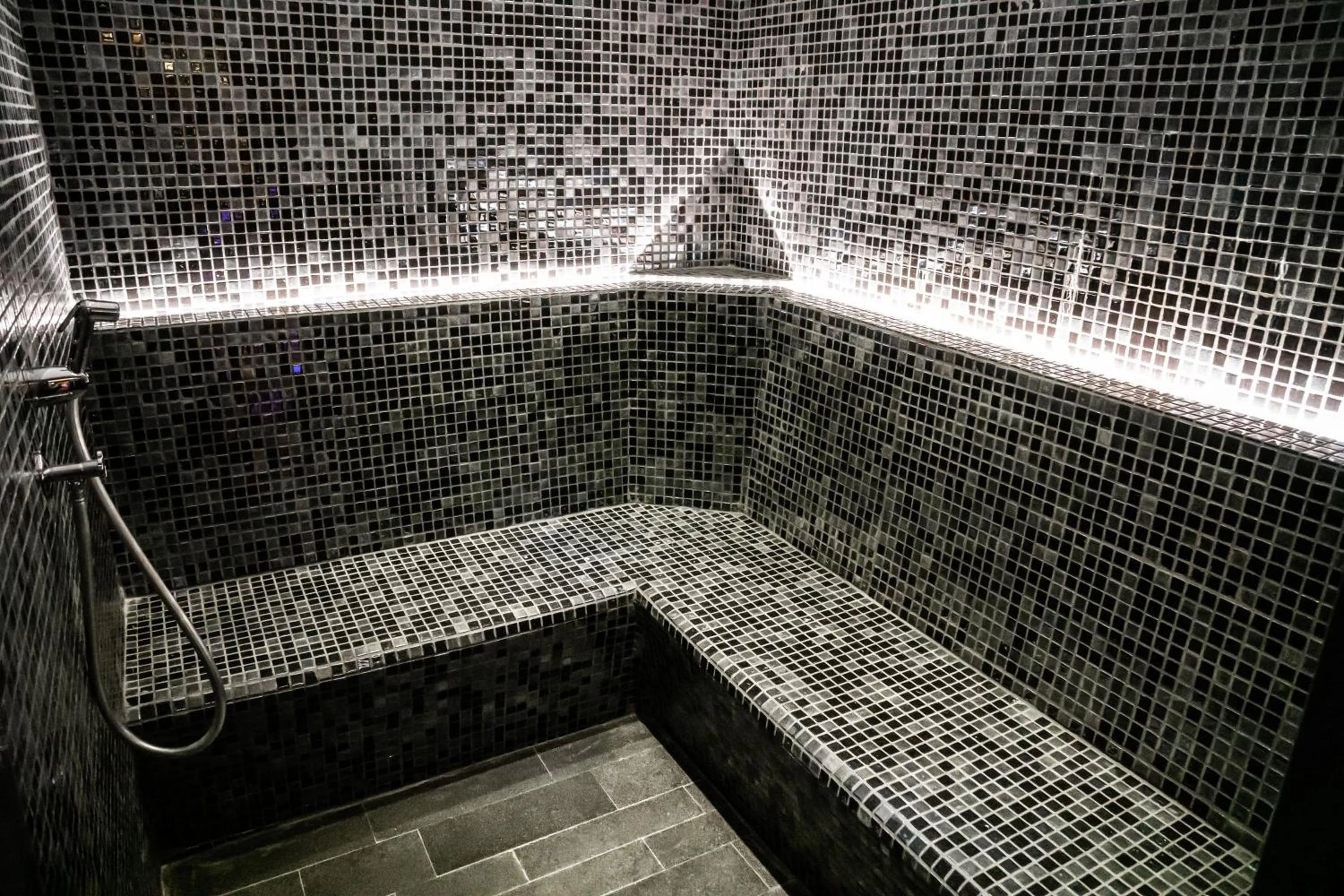 Spa and wellness centre/facilities in Four Points by Sheraton Istanbul Kagithane