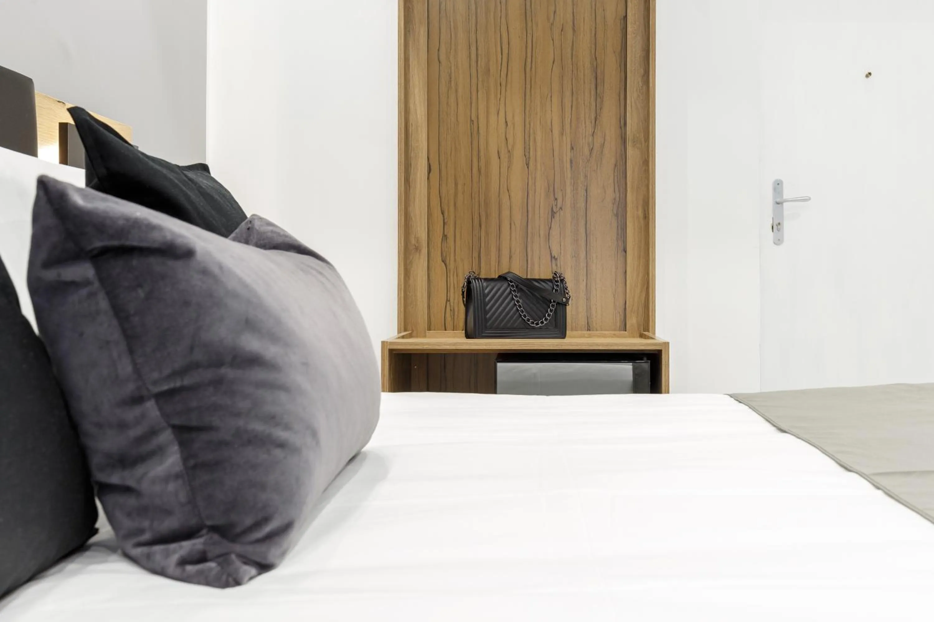 Bed in Sant'Angelo Suites