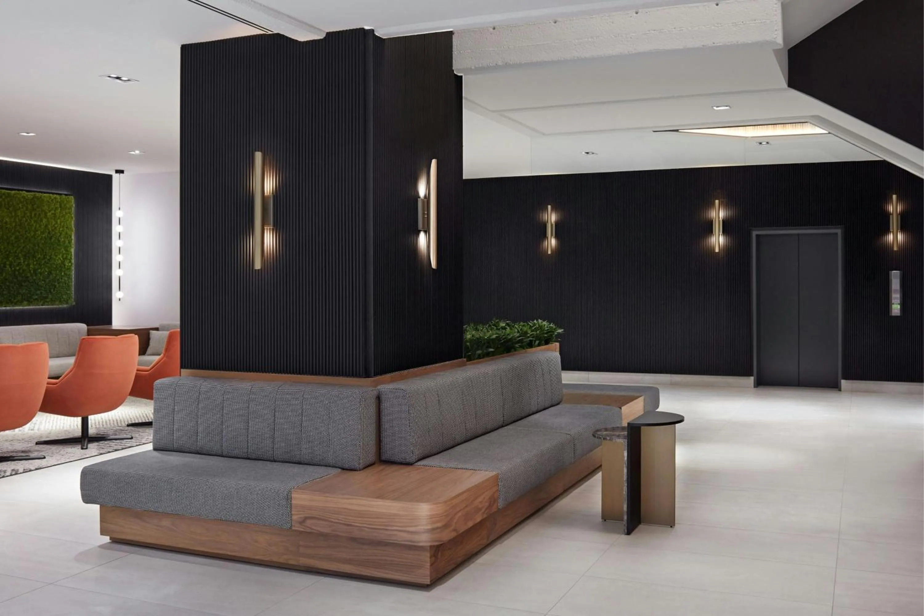 Lobby or reception in Delta Hotels by Marriott Quebec