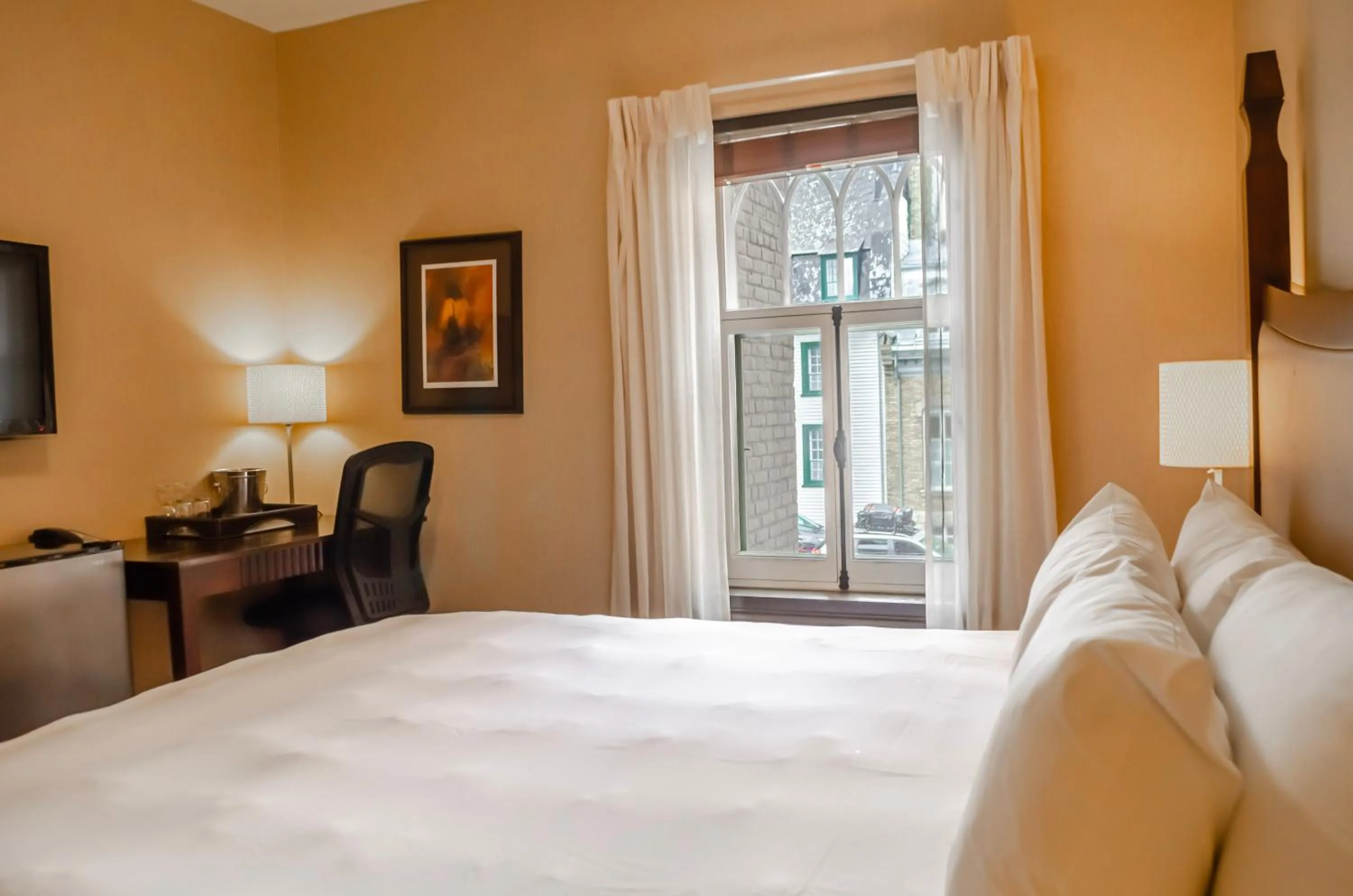 Bed in Hotel Chateau Bellevue