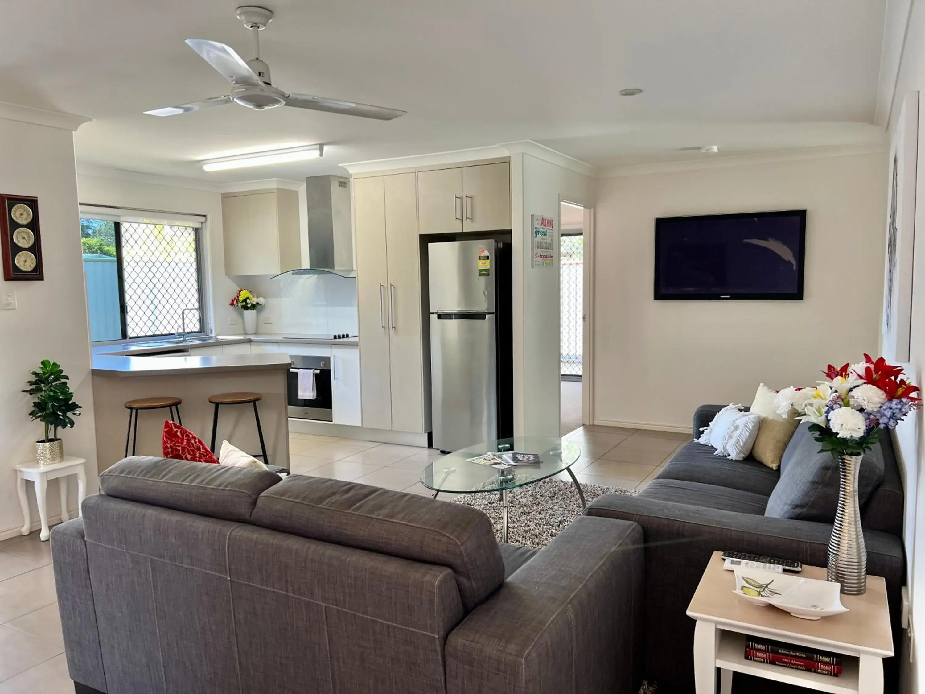 Home away from home - Modern luxury in central Bundaberg Home away from home - Modern luxury in central Bundaberg