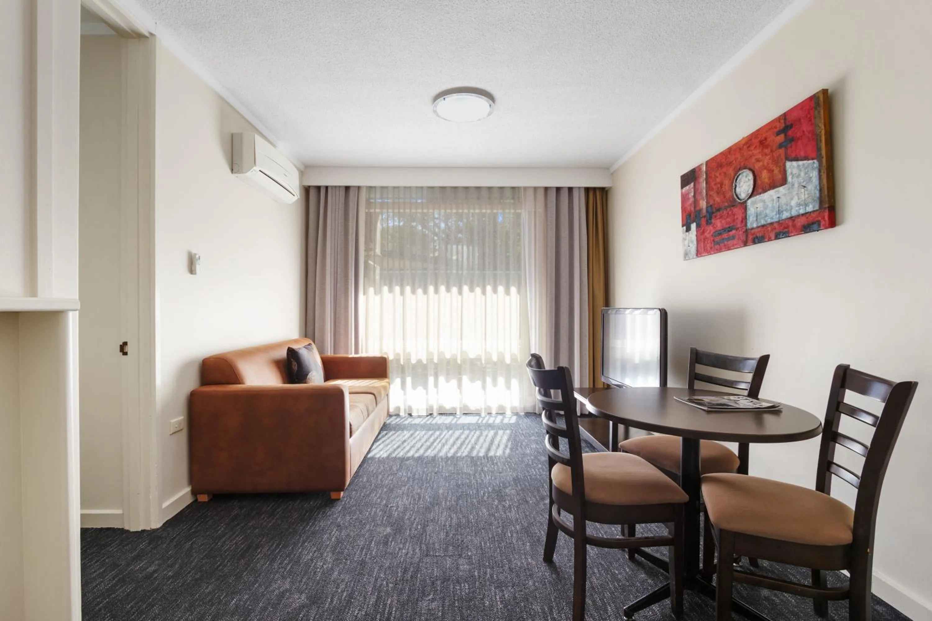 Living room in Econo Lodge North Adelaide