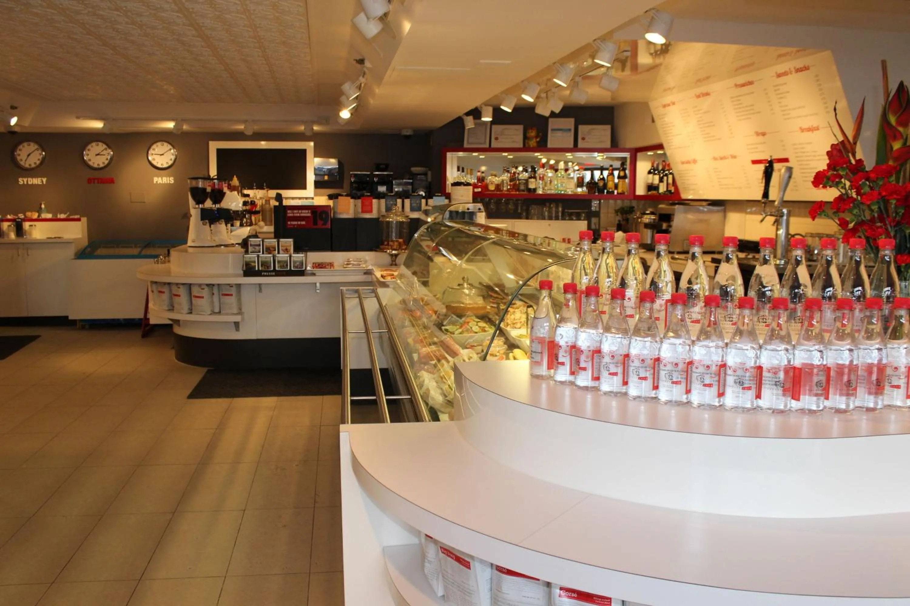 Restaurant/places to eat in Les Suites Hotel Ottawa