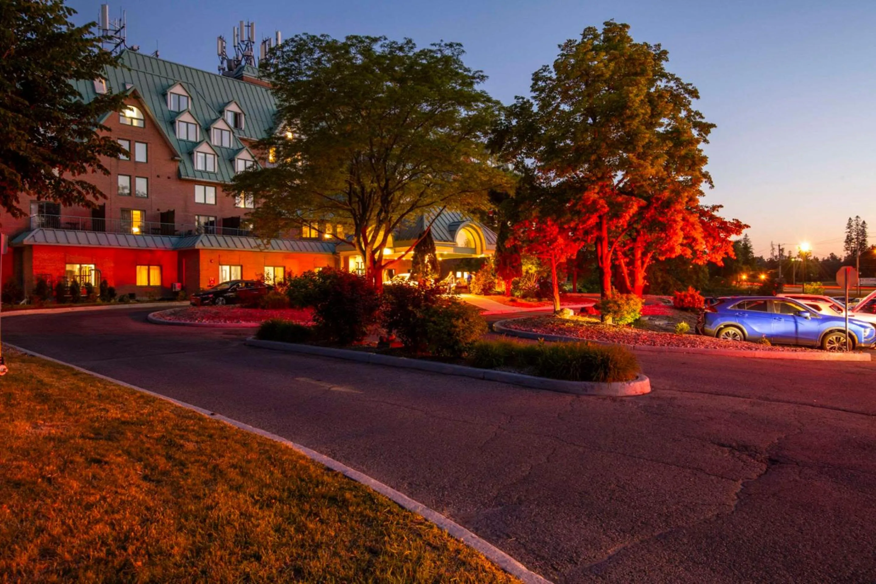 Property building in Chateau Cartier Hotel & Resort, an Ascend Collection Resort