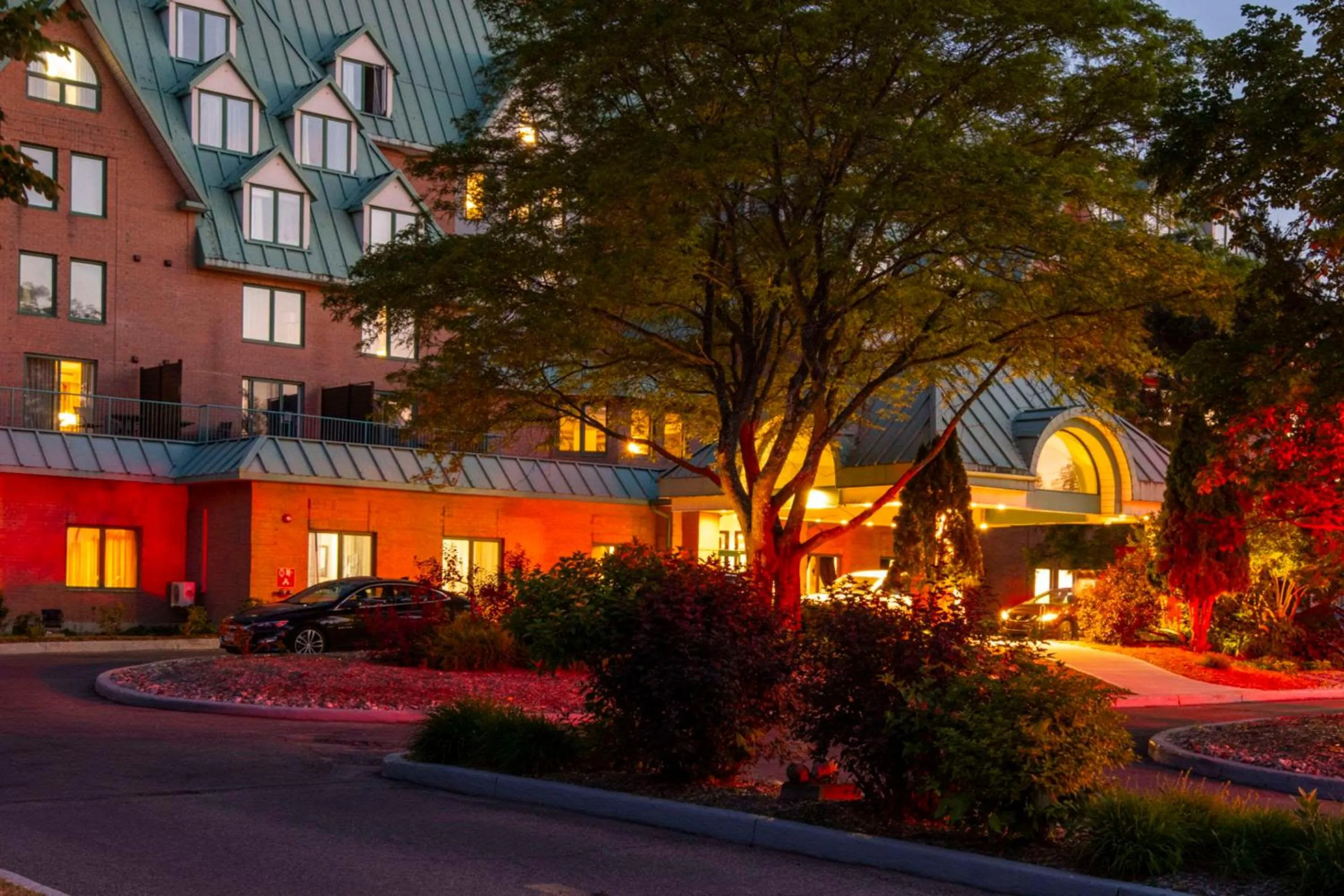 Property building in Chateau Cartier Hotel & Resort, an Ascend Collection Resort