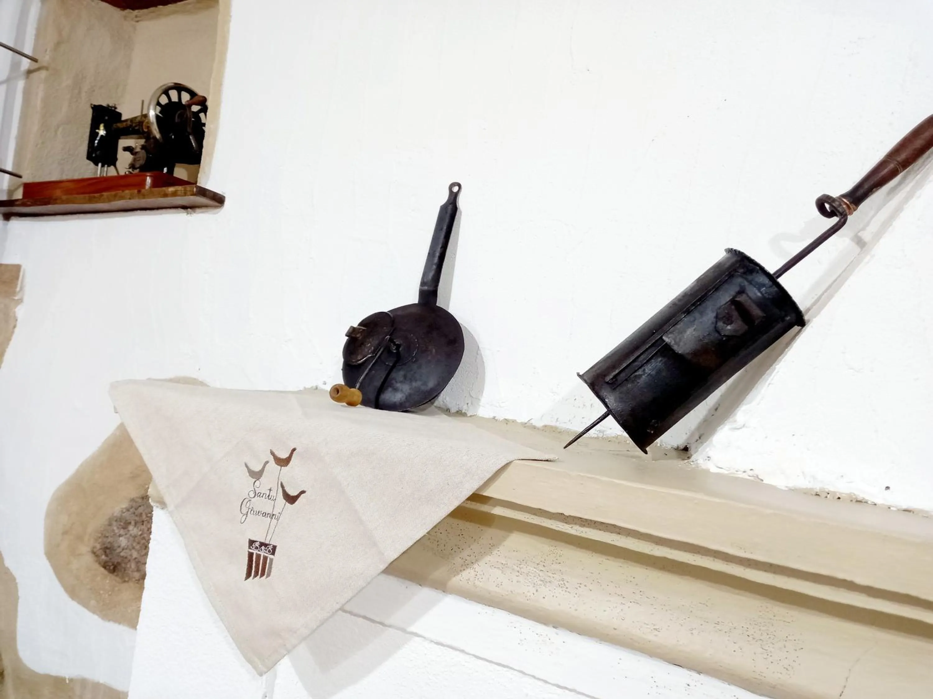 B&B Santu Giuvanni "Un tuffo nel passato Fonnese"