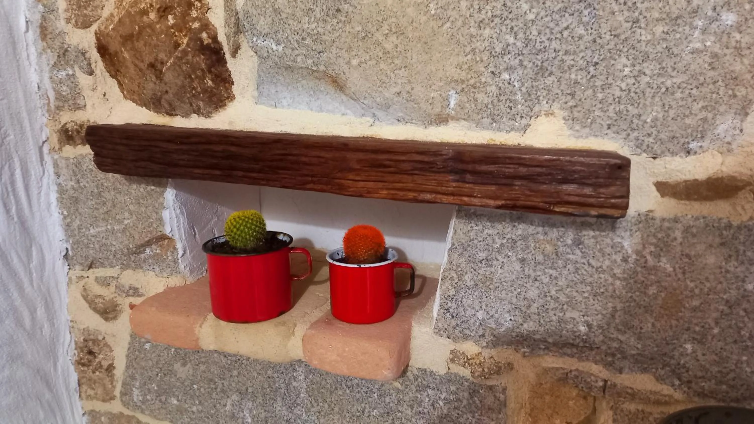 B&B Santu Giuvanni "Un tuffo nel passato Fonnese"