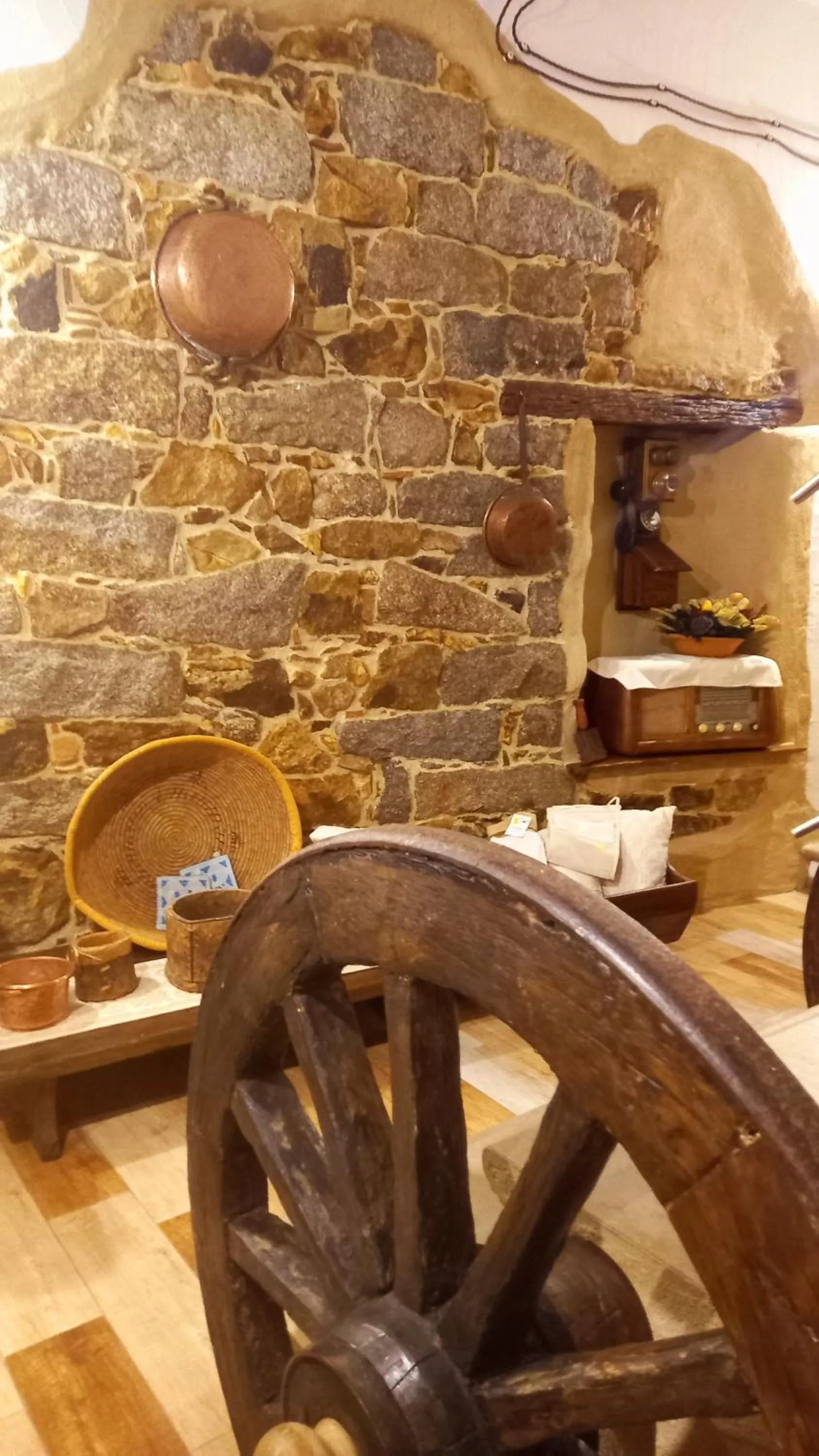 B&B Santu Giuvanni "Un tuffo nel passato Fonnese"