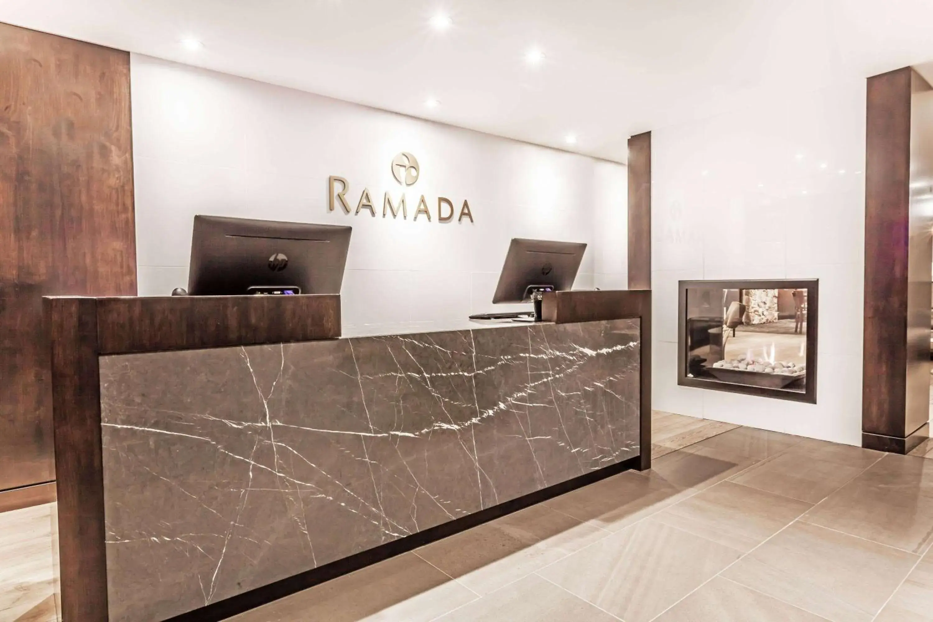 Lobby or reception in Ramada by Wyndham Ottawa On The Rideau Lobby or reception in Ramada by Wyndham Ottawa On The Rideau