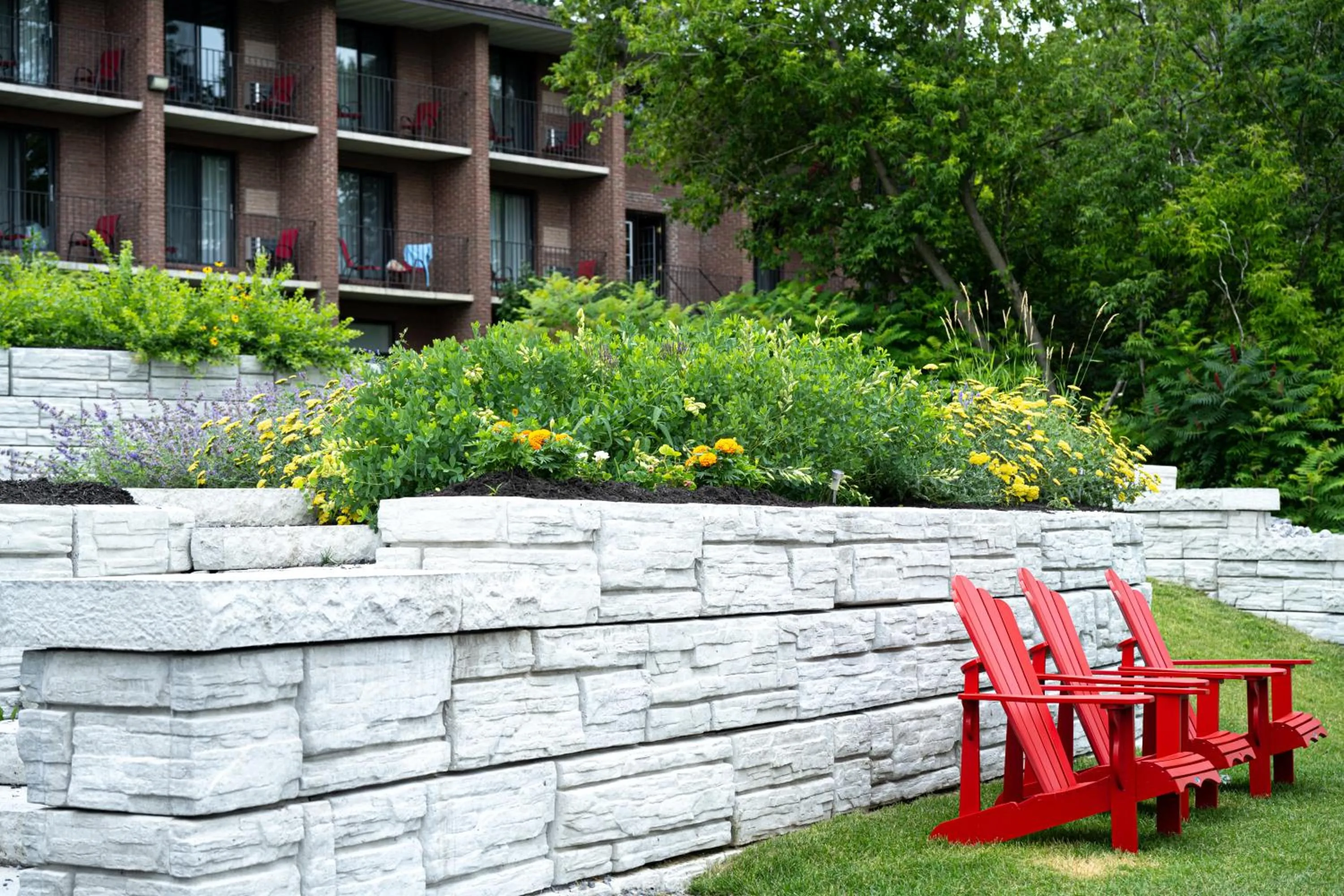Property building in Ramada by Wyndham Ottawa On The Rideau