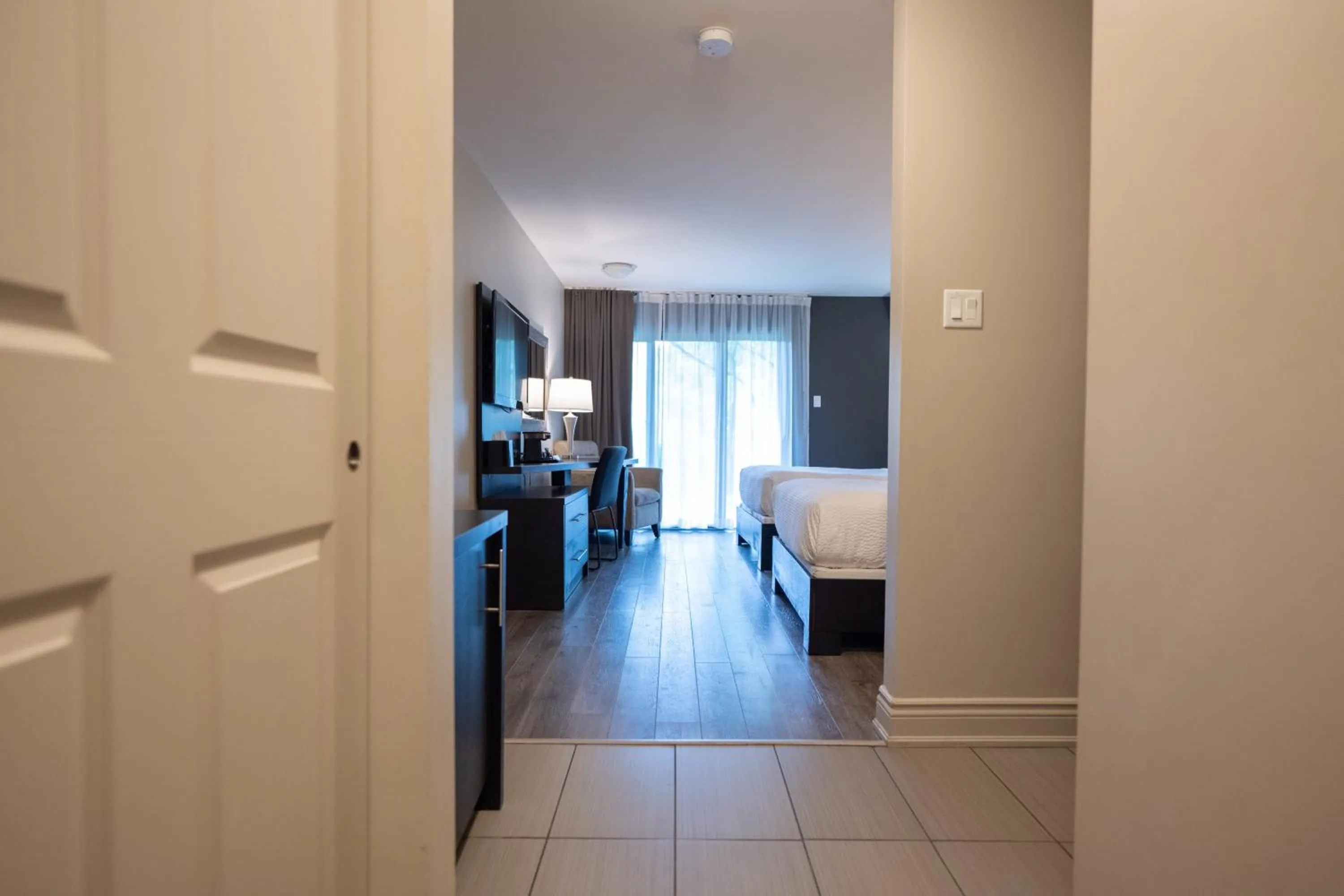 Bedroom in Ramada by Wyndham Ottawa On The Rideau