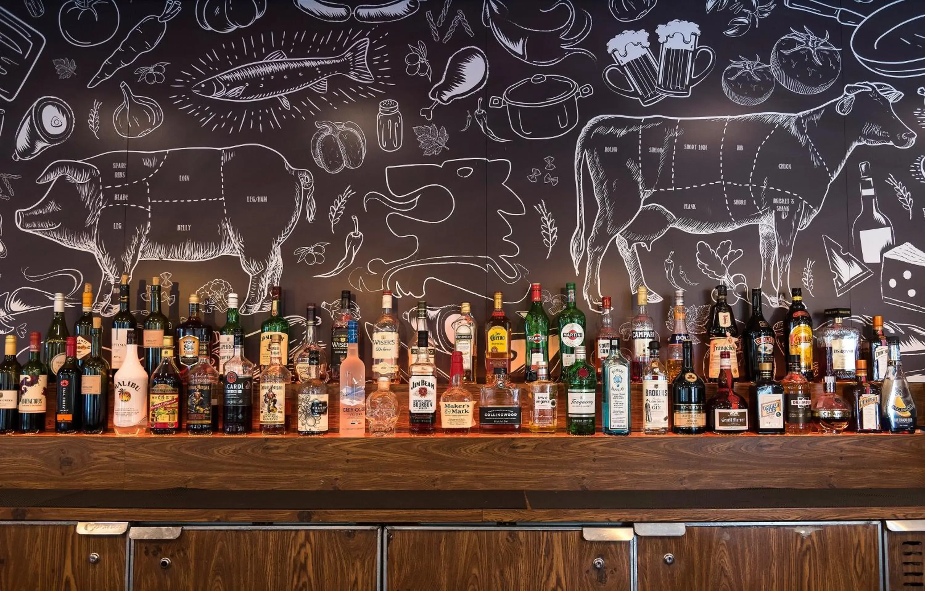 Restaurant/places to eat in Ottawa Embassy Hotel & Suites Restaurant/places to eat in Ottawa Embassy Hotel & Suites