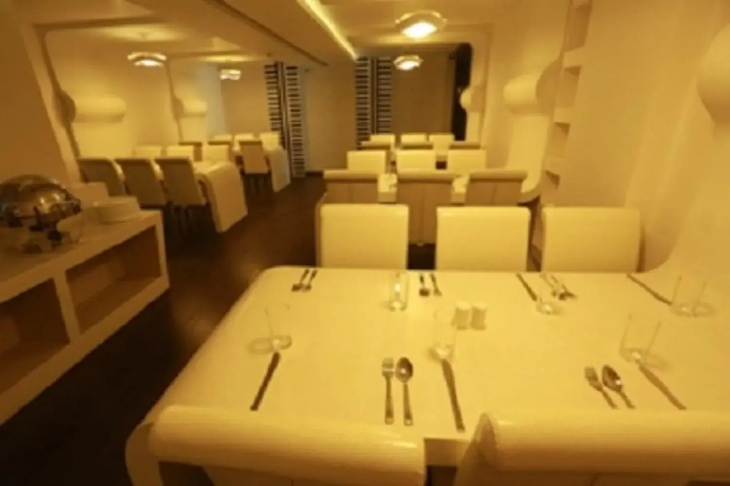 Restaurant/places to eat in Hotel M Grand Restaurant/places to eat in Hotel M Grand