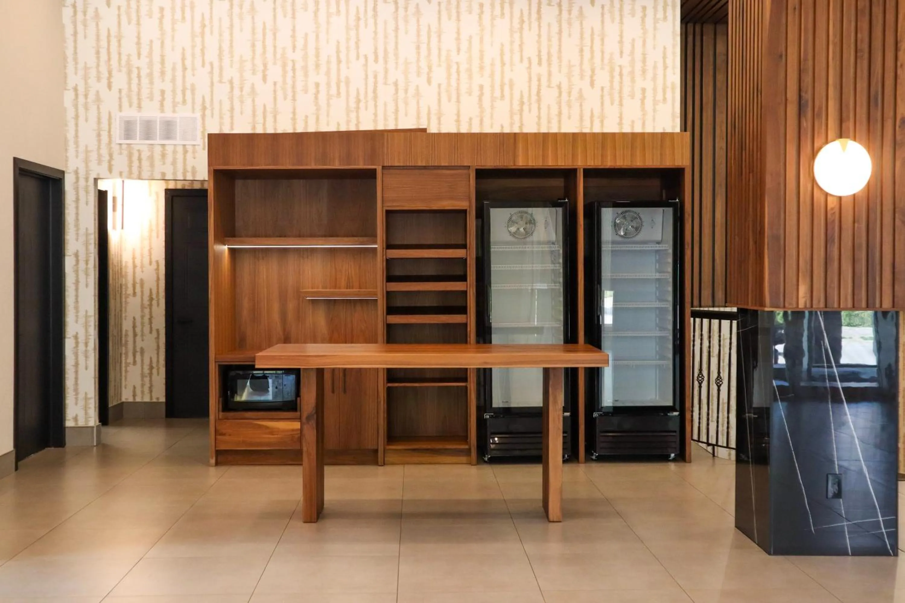 Landmark view in Ramada Plaza by Wyndham Gatineau/Manoir du Casino