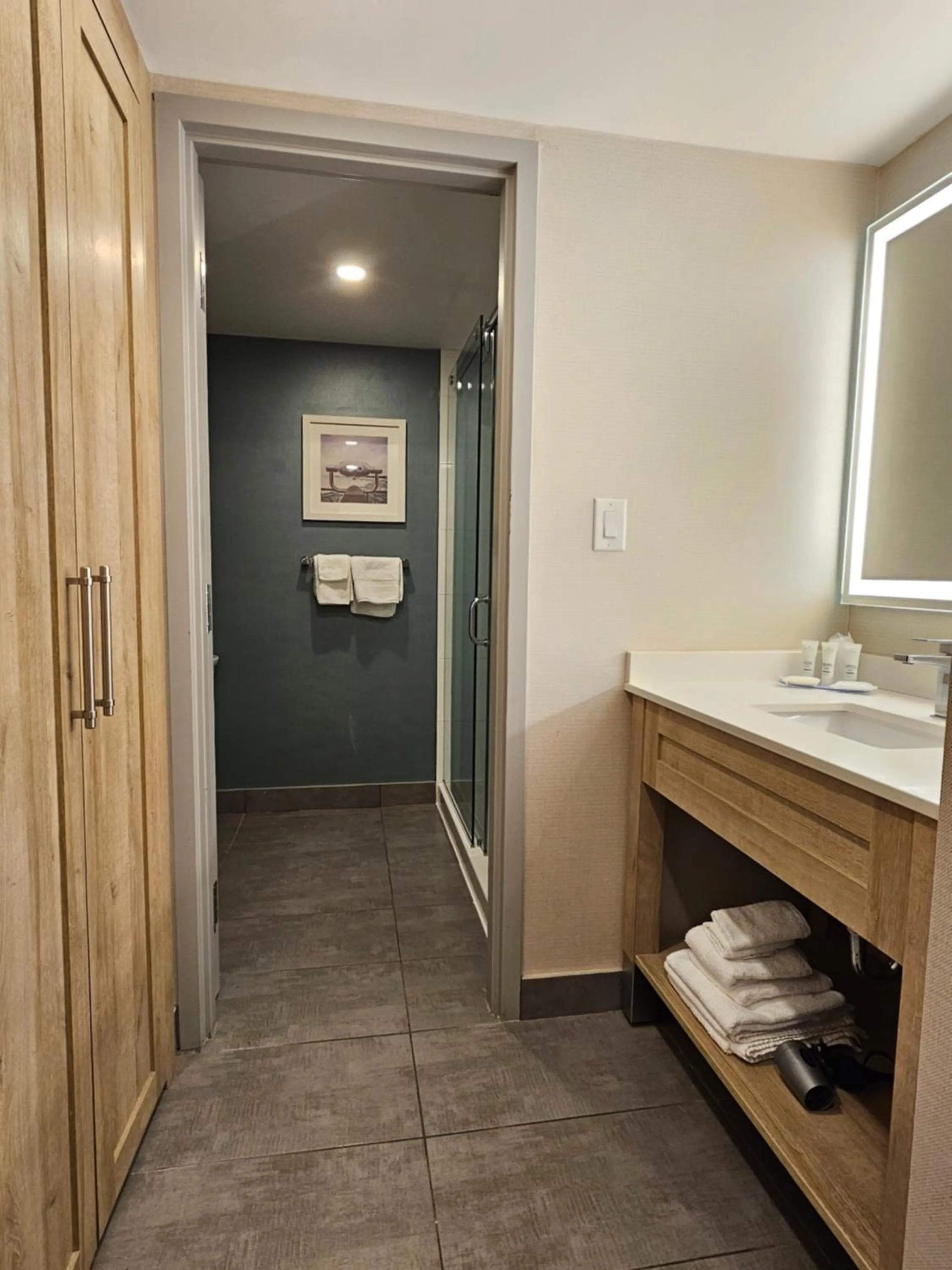 Bathroom in Vittoria Hotel & Suites